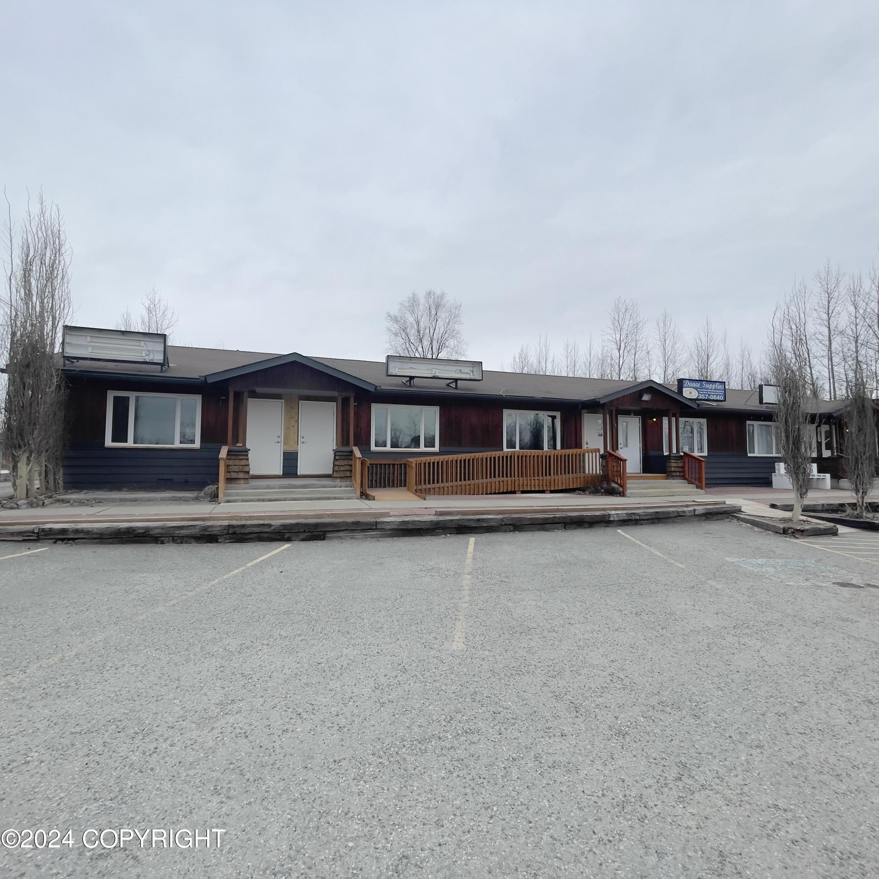5031 E Mayflower Lane Unit: 2&3