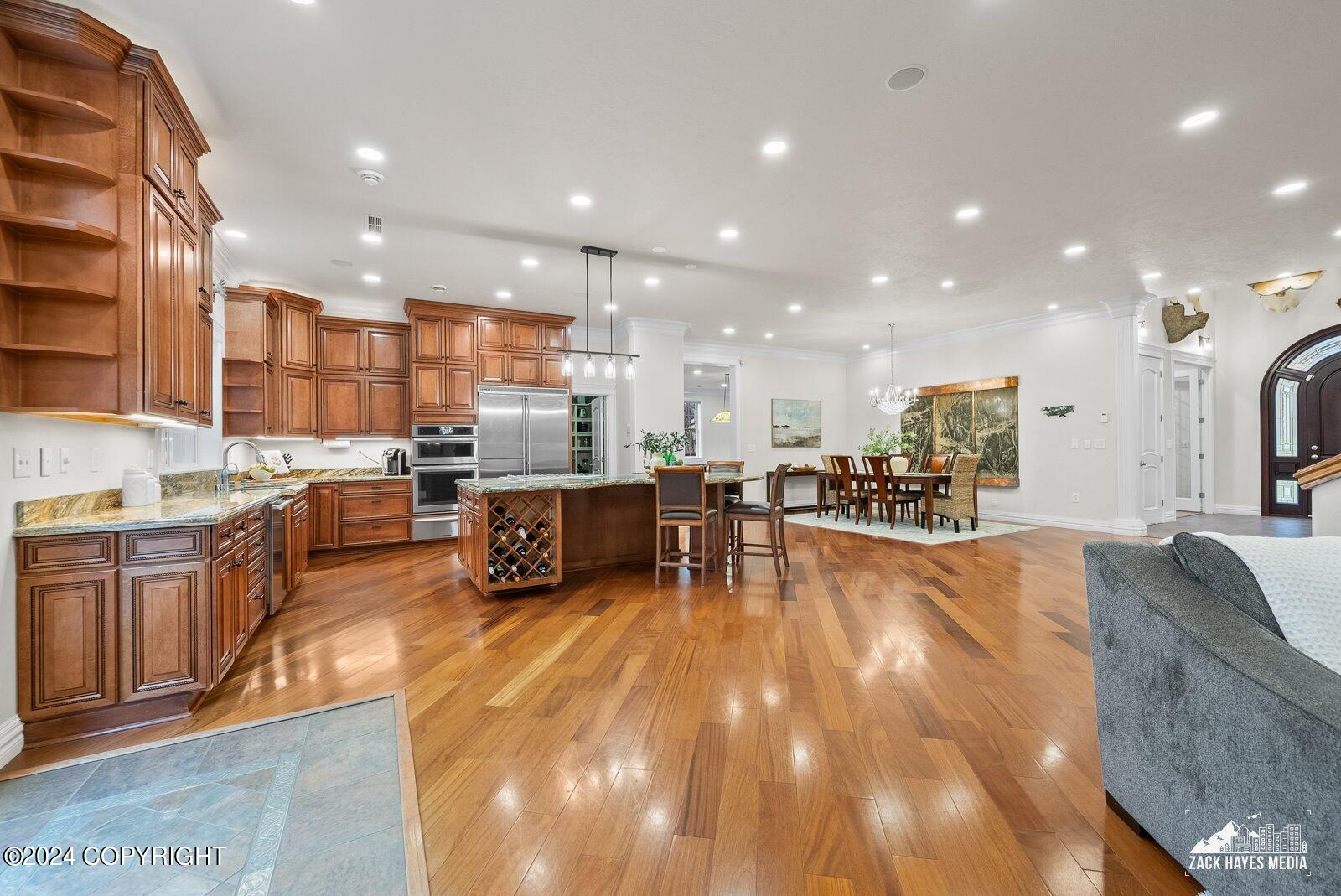 6777 Downey Finch Dr Drive