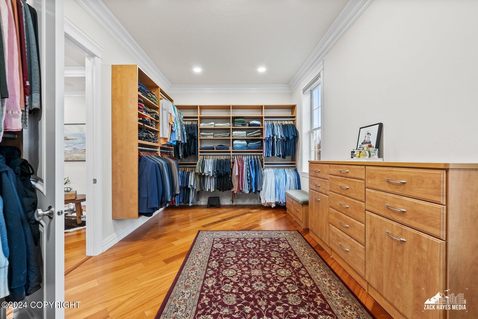 6777 Downey Finch Dr Drive