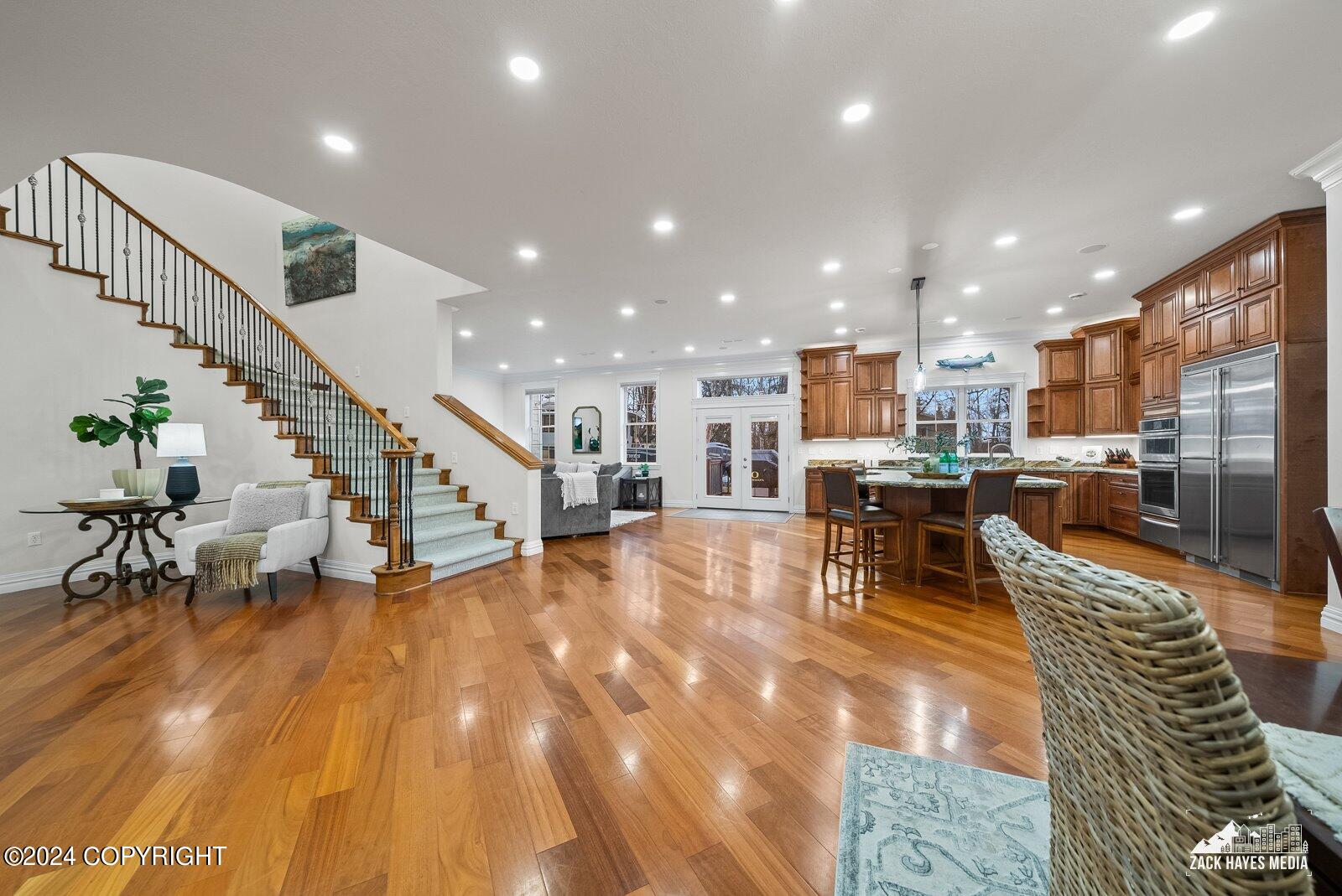 6777 Downey Finch Dr Drive