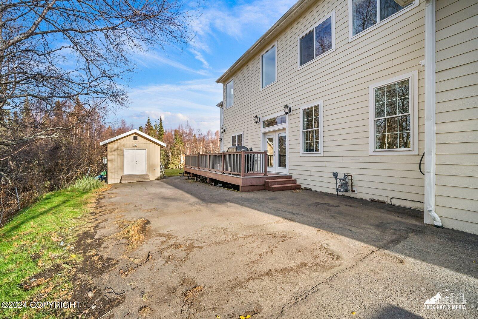 6777 Downey Finch Dr Drive