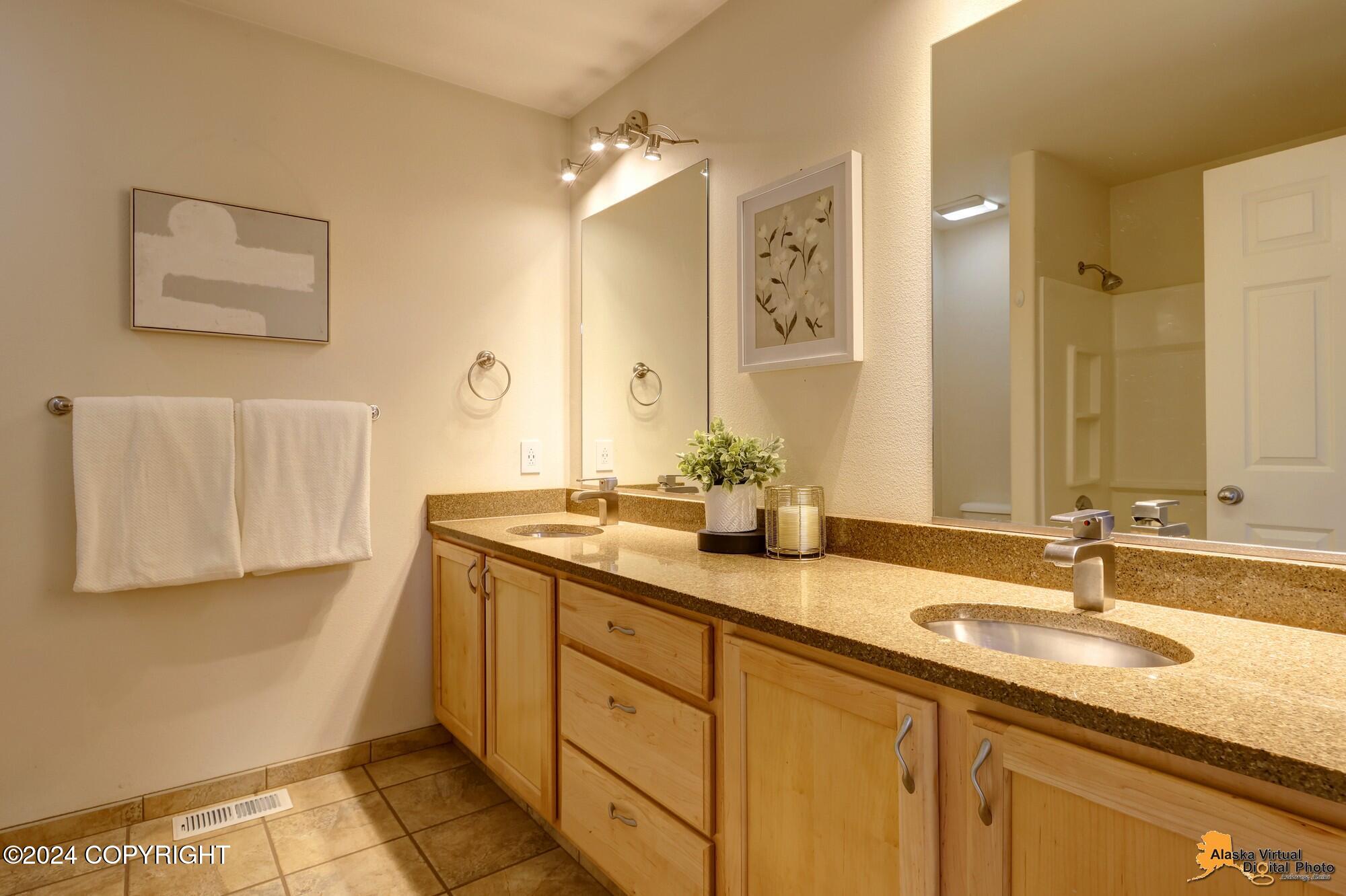 11239 Daryl Avenue # 3