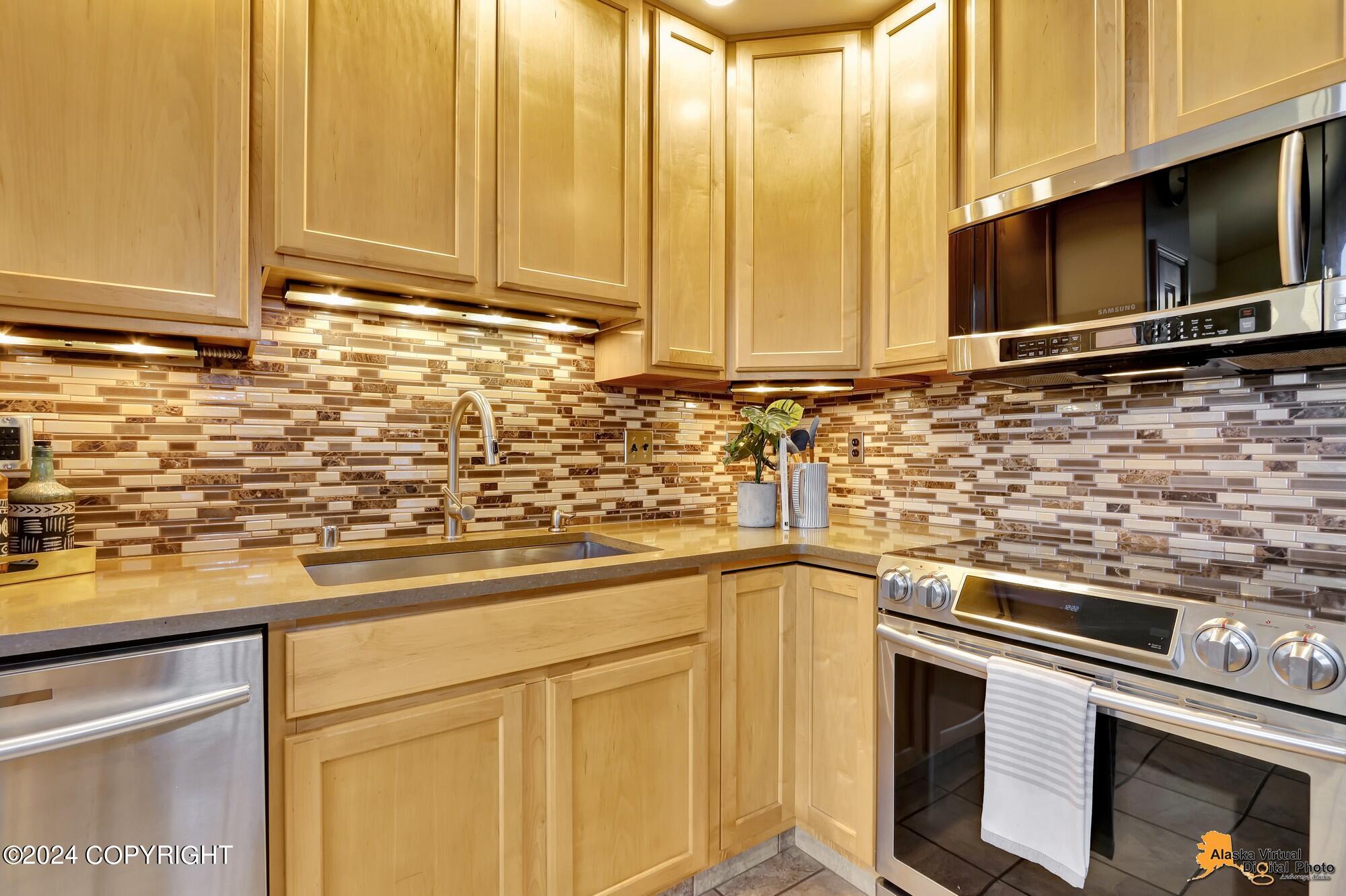 11239 Daryl Avenue # 3