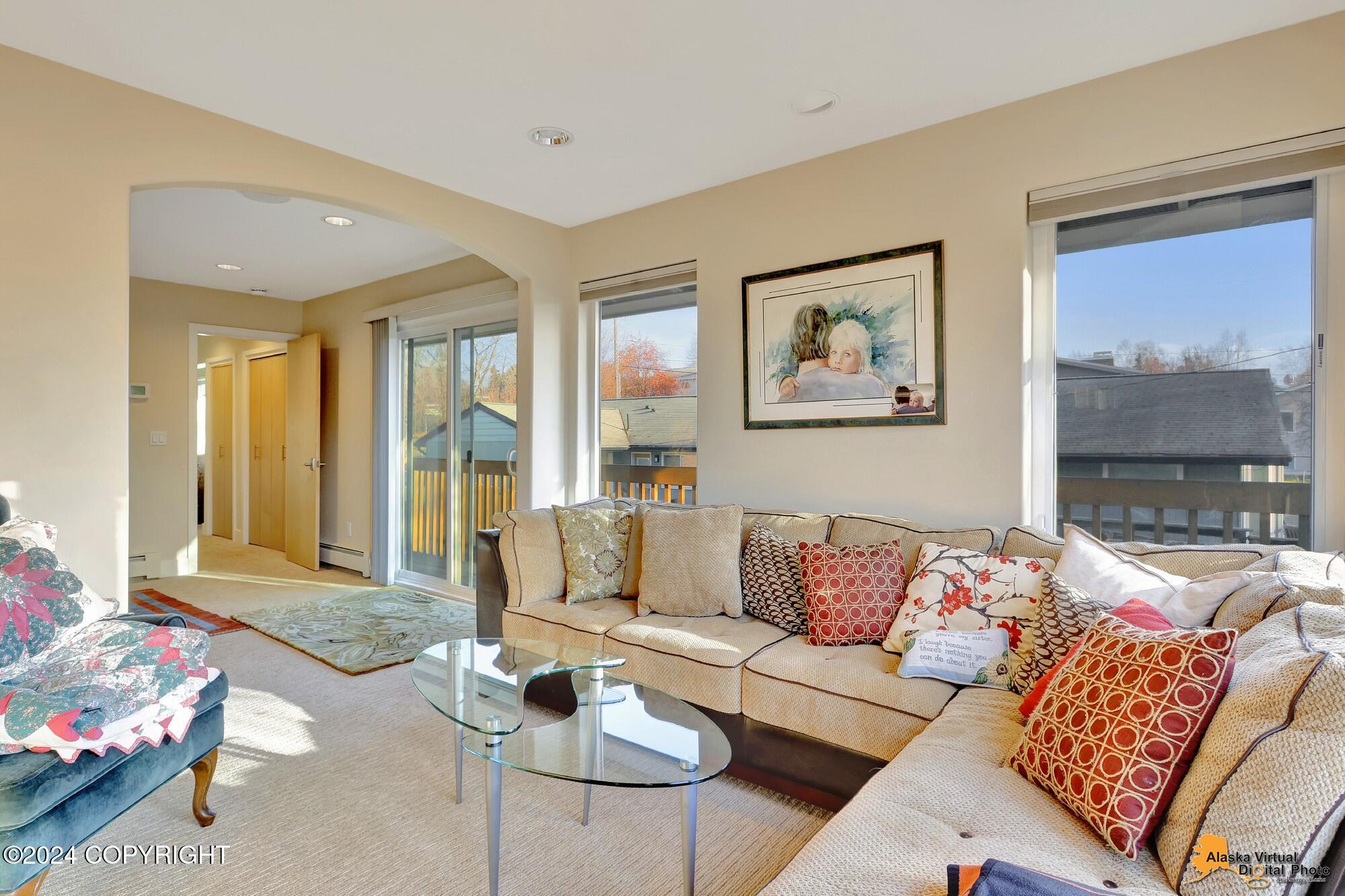 1514 W 14th Avenue