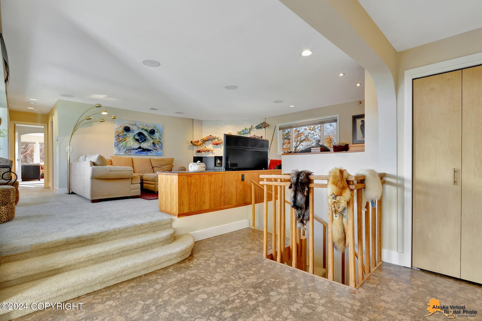 1514 W 14th Avenue