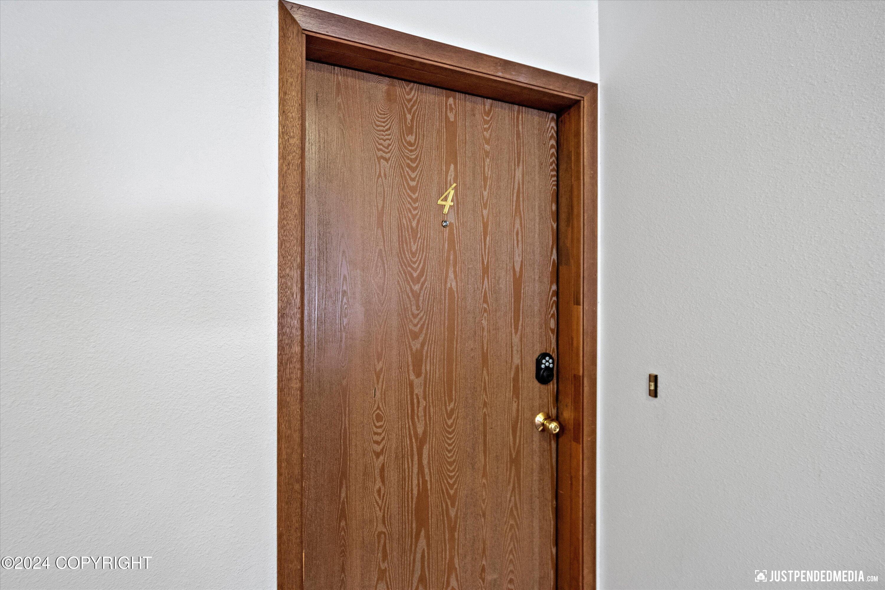 2200 Minerva Way # B4