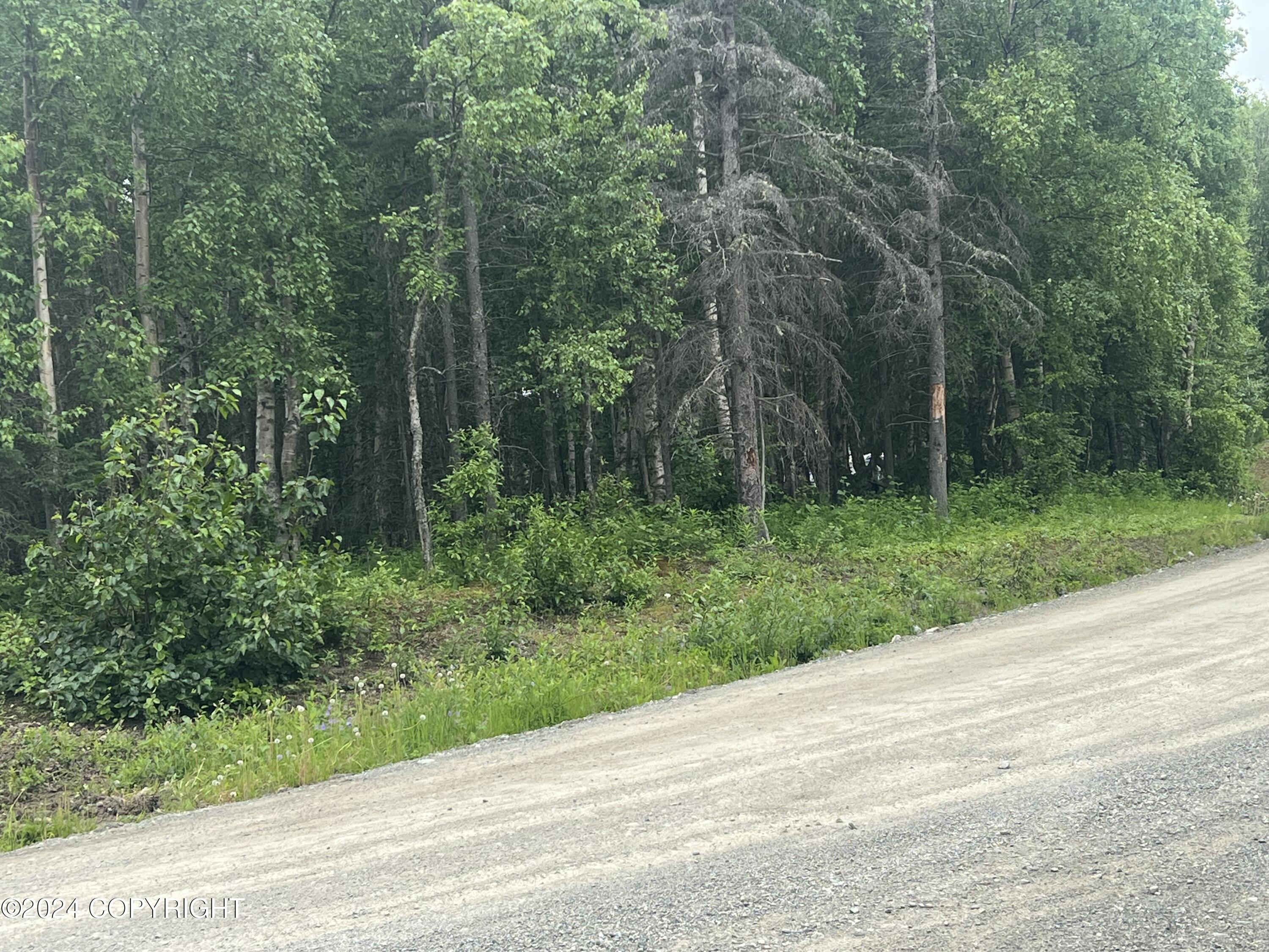 3100-3124 E Woodruff Loop