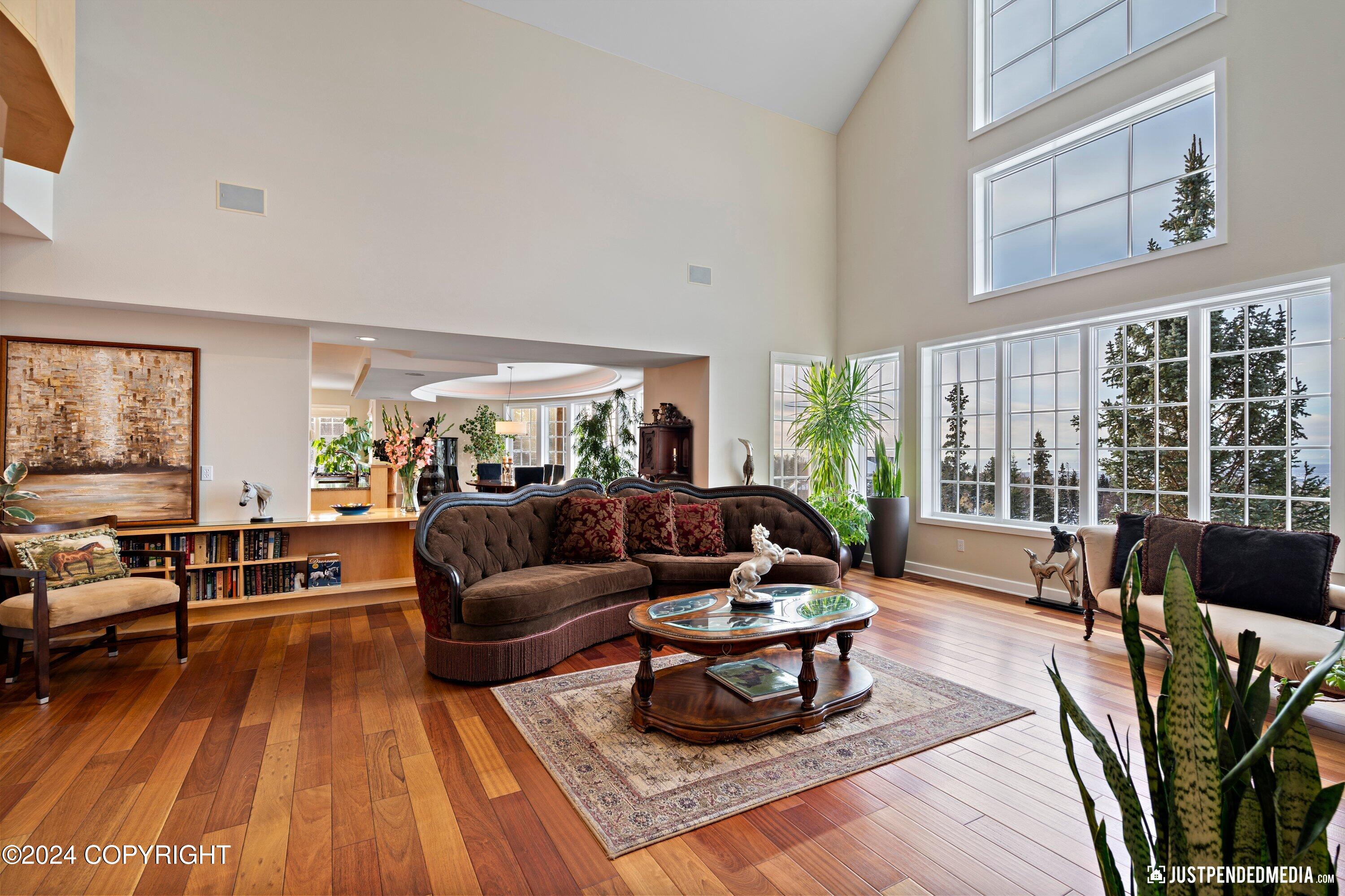 11744 Hillside Drive