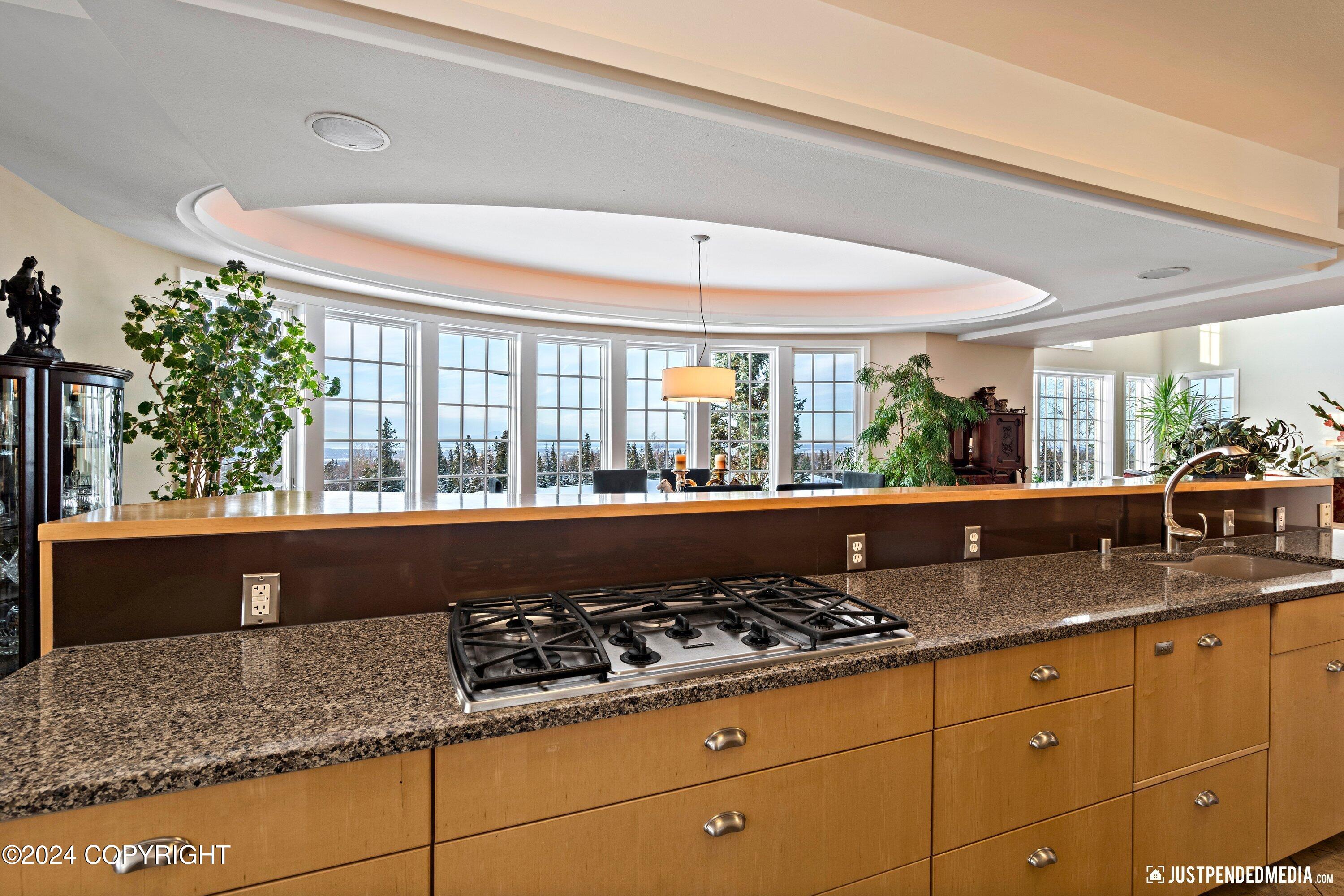 11744 Hillside Drive