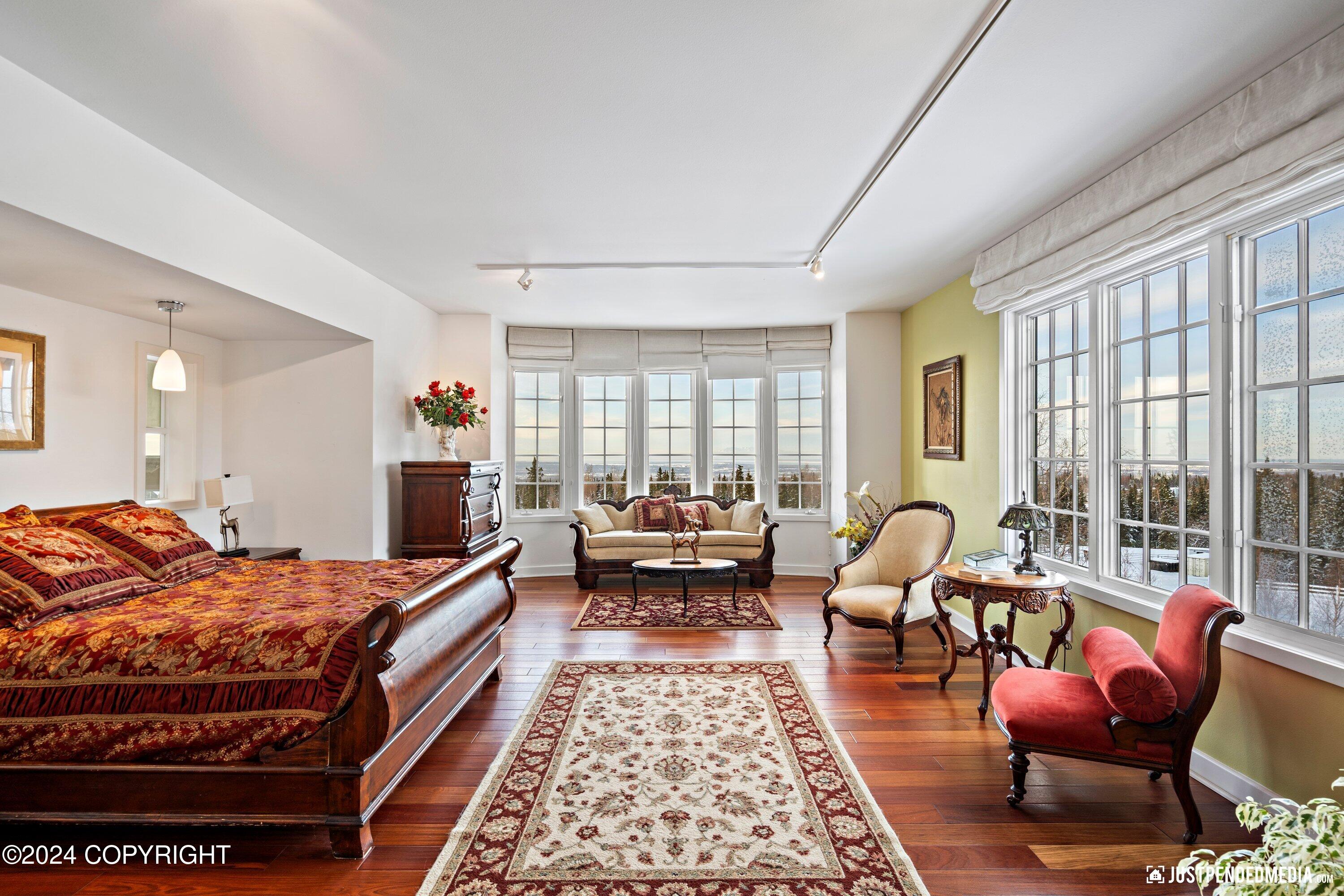 11744 Hillside Drive