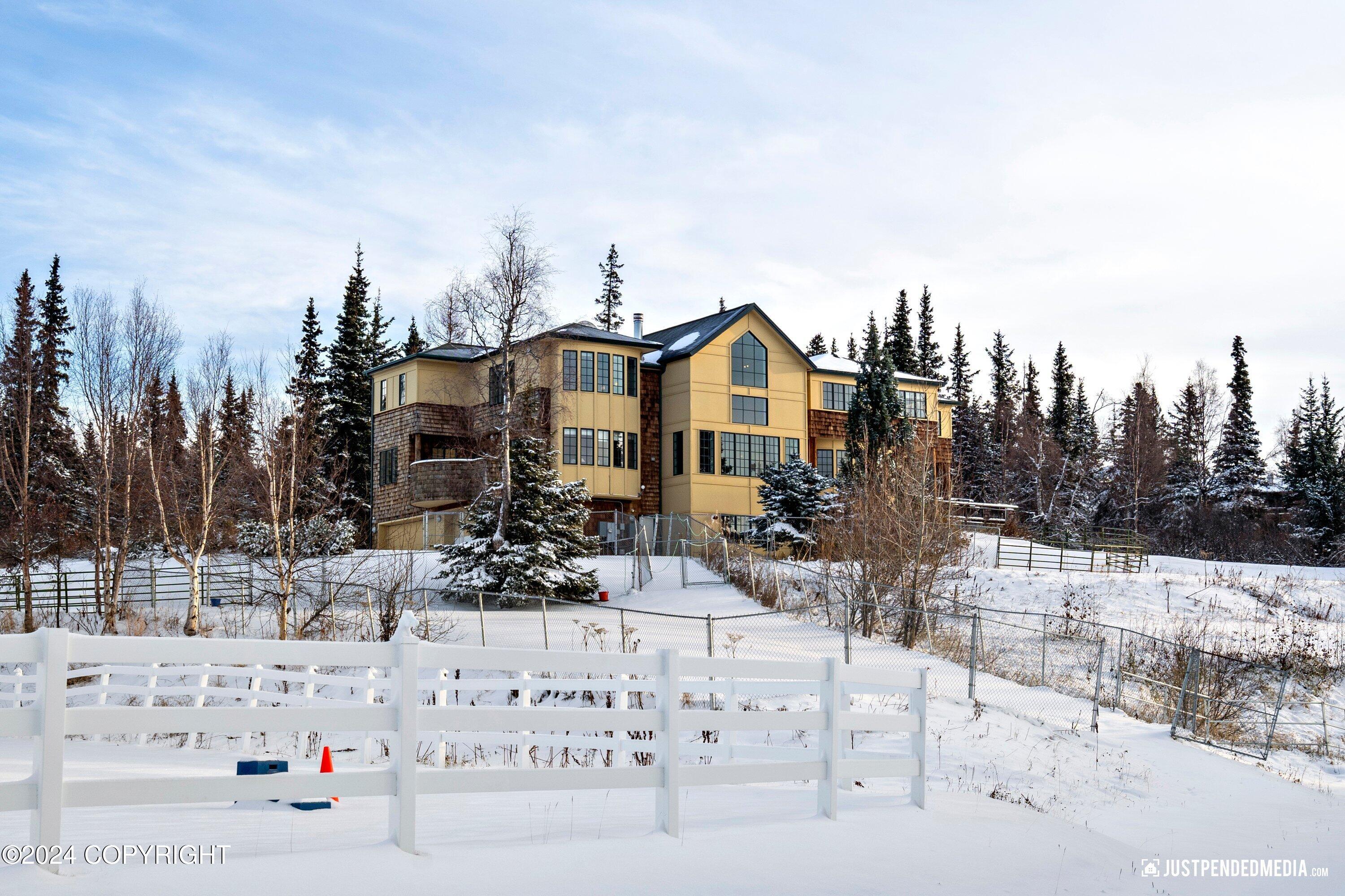 11744 Hillside Drive