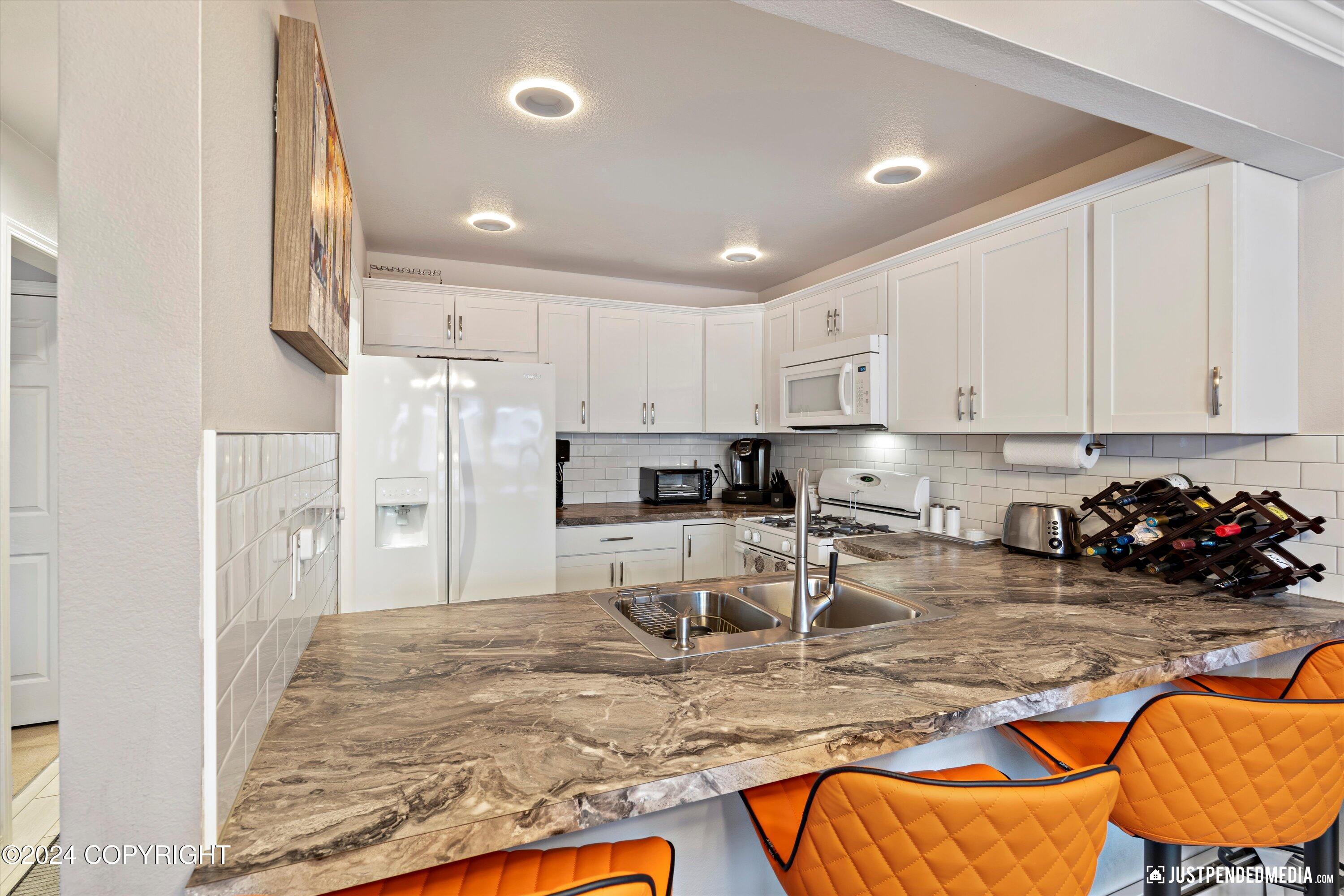 1931 Commodore Drive