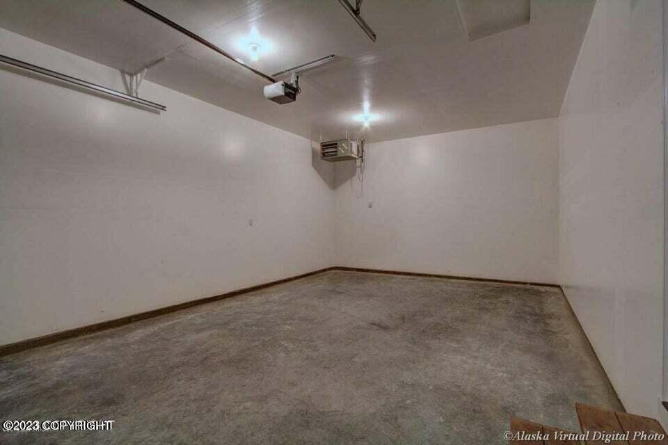 2151 S Valley Loop # 1 Unit: #1