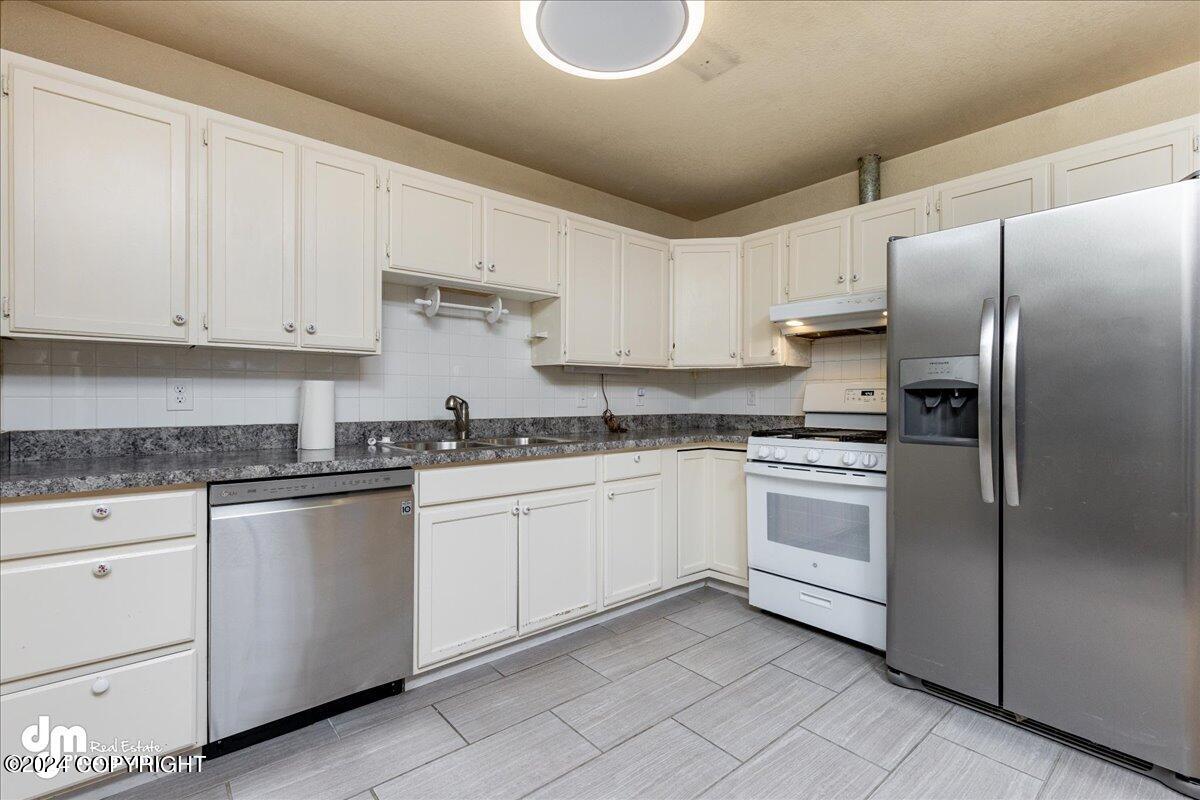 3711 Beeman Circle