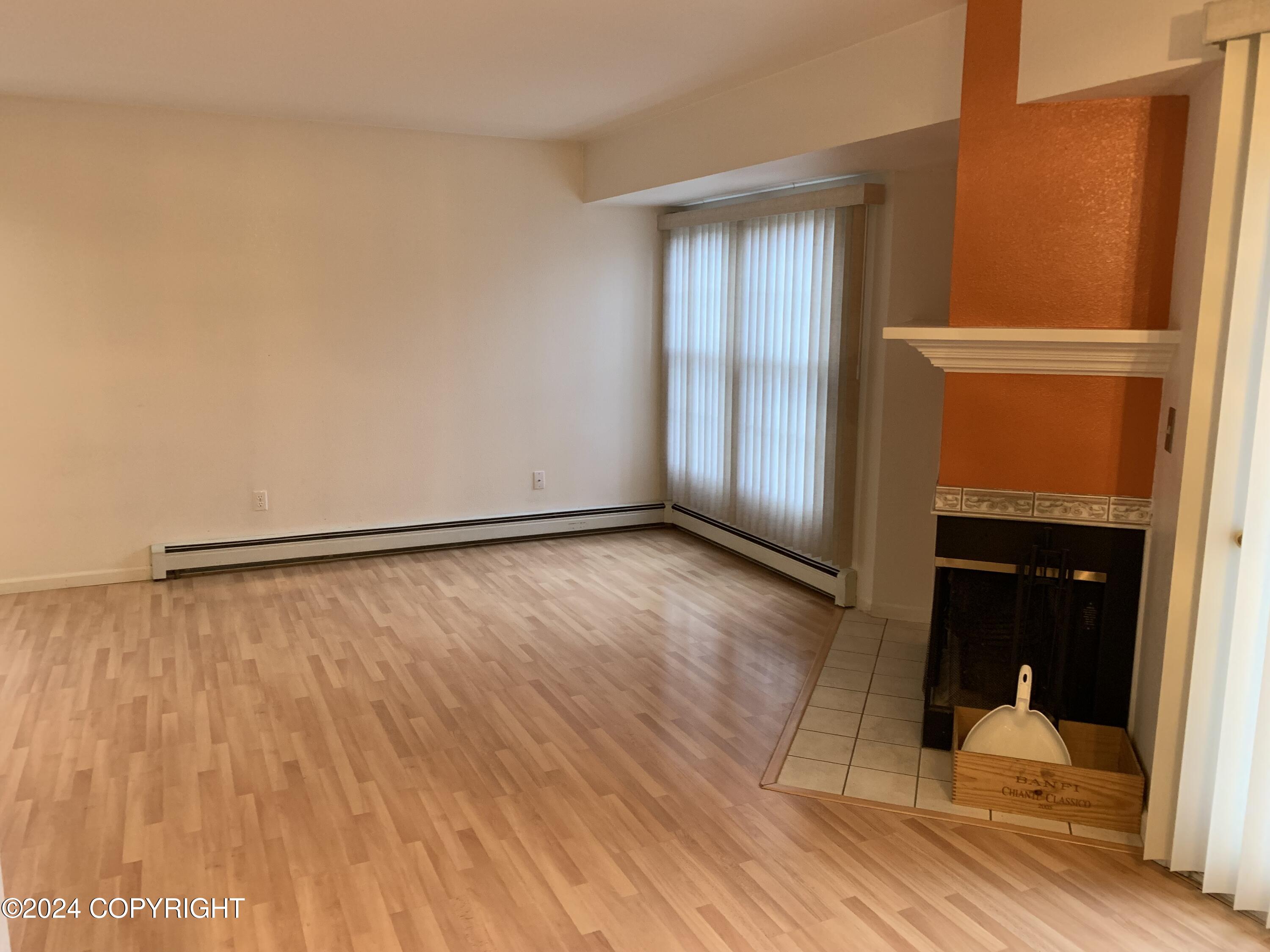 6410 E Northern Lights Boulevard # 6L