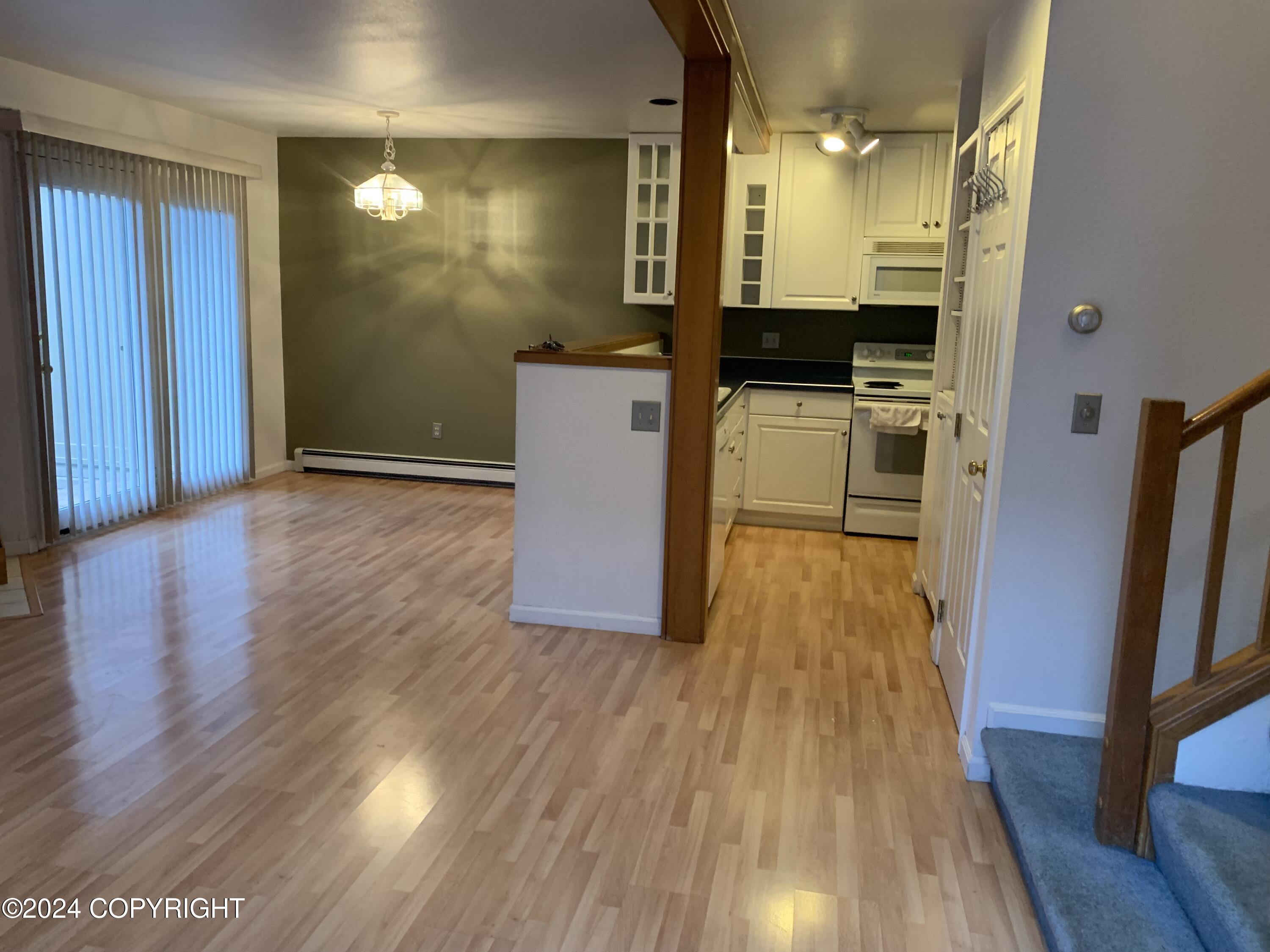 6410 E Northern Lights Boulevard # 6L