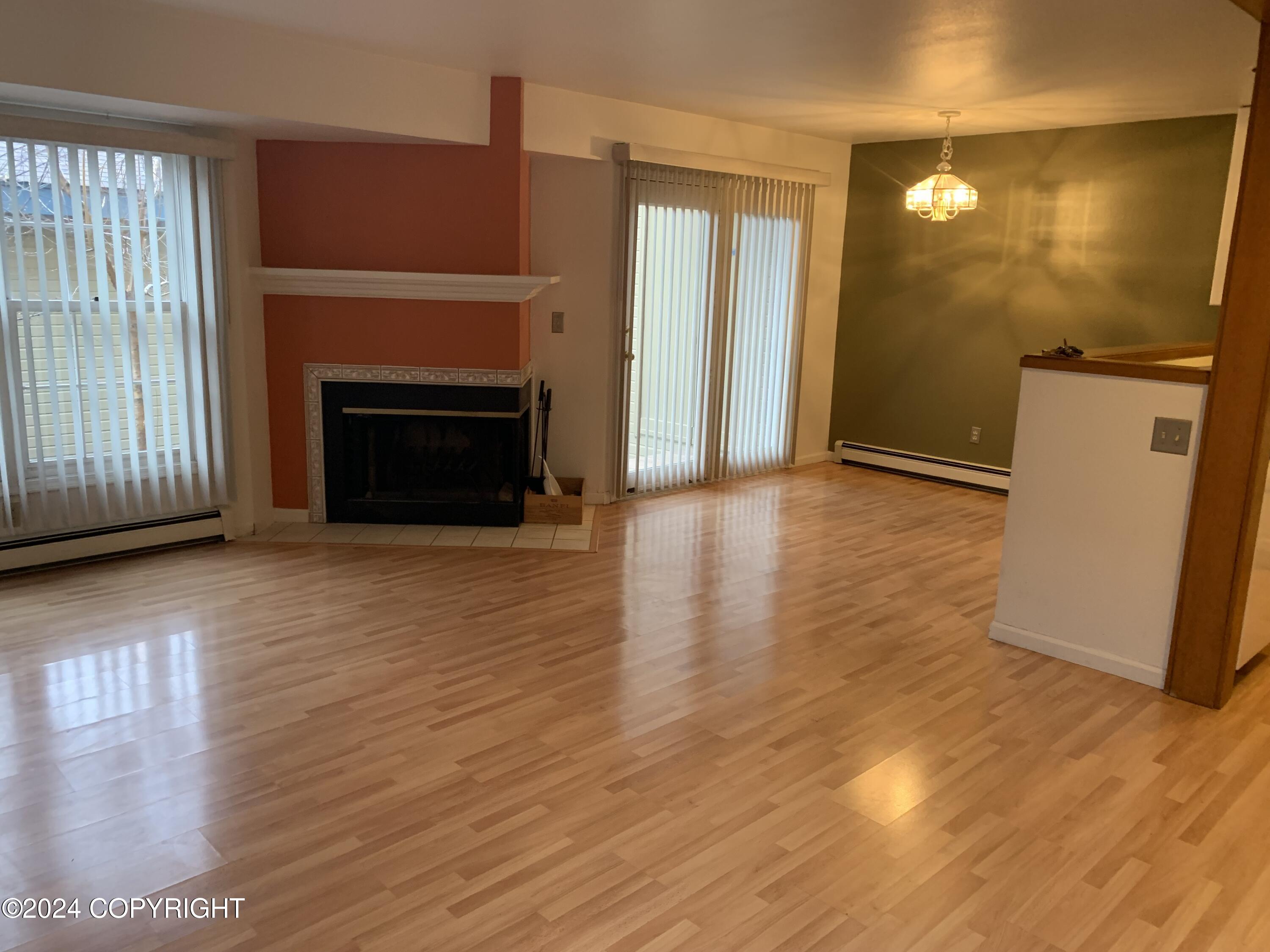 6410 E Northern Lights Boulevard # 6L