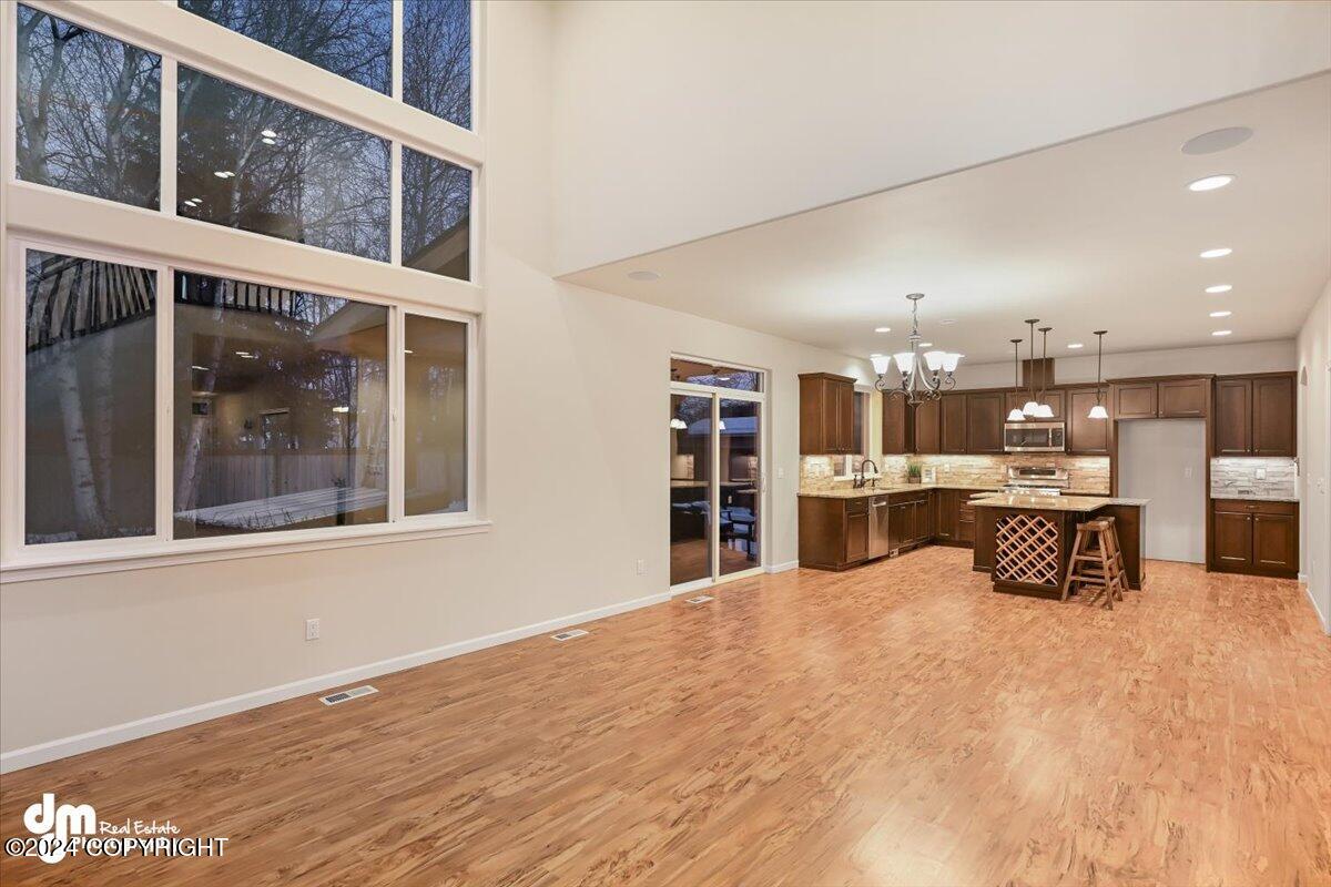 10517 Vancouver Circle