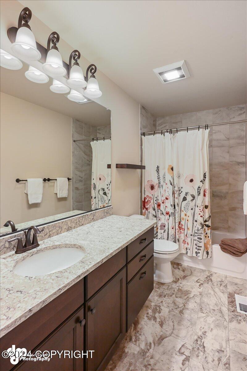 10517 Vancouver Circle