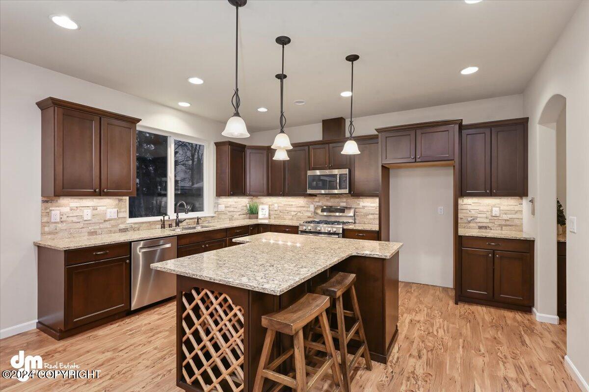 10517 Vancouver Circle