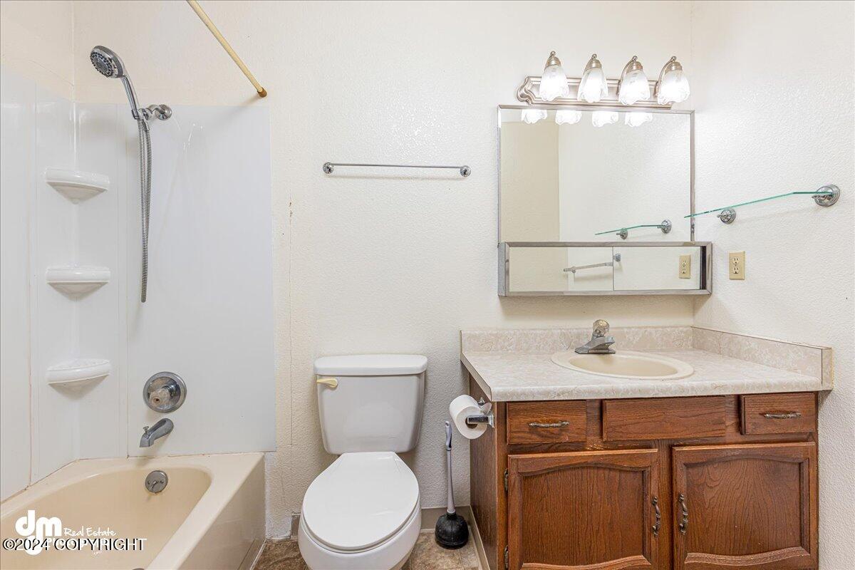 3441 Evergreen Street