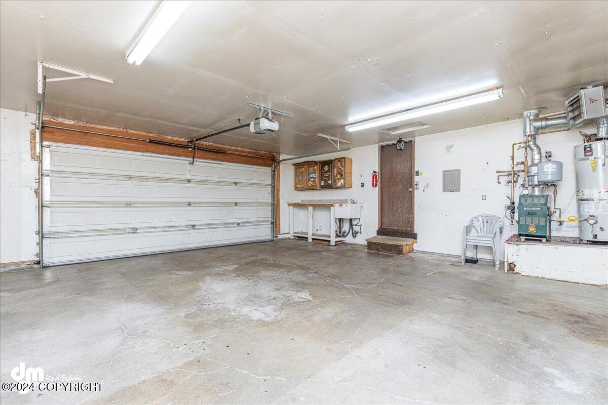 3441 Evergreen Street