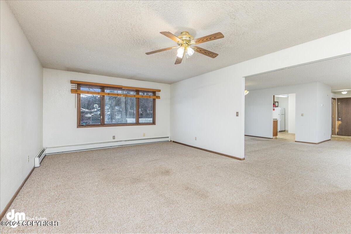 3441 Evergreen Street