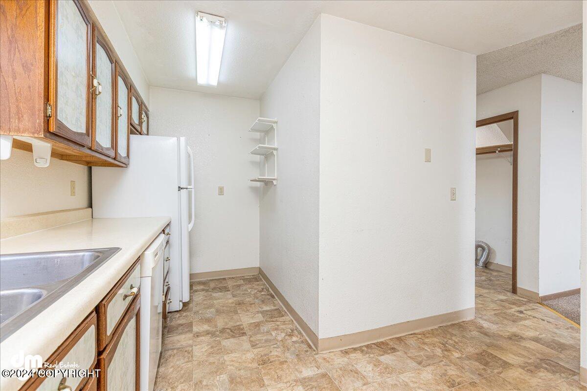 3441 Evergreen Street