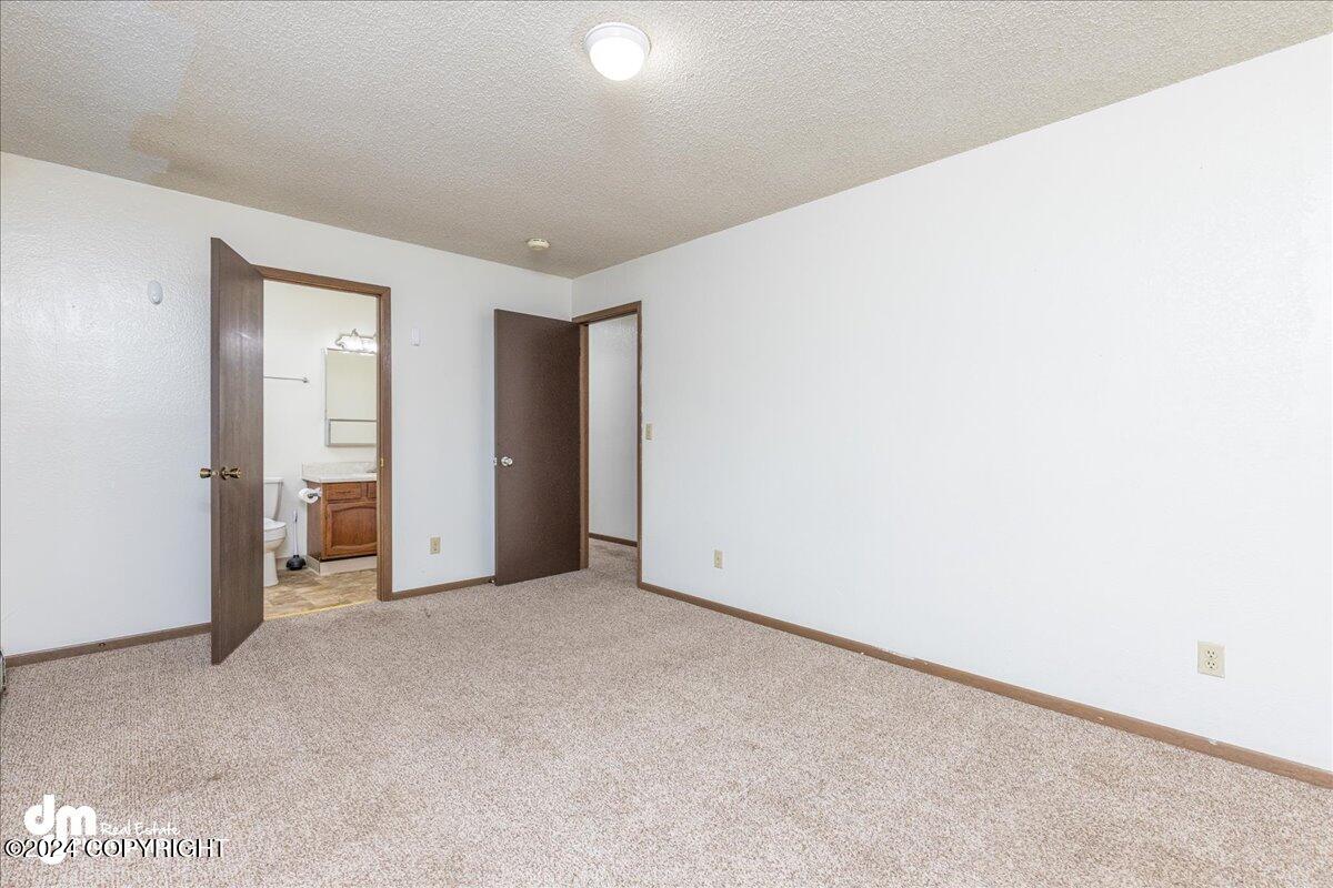 3441 Evergreen Street