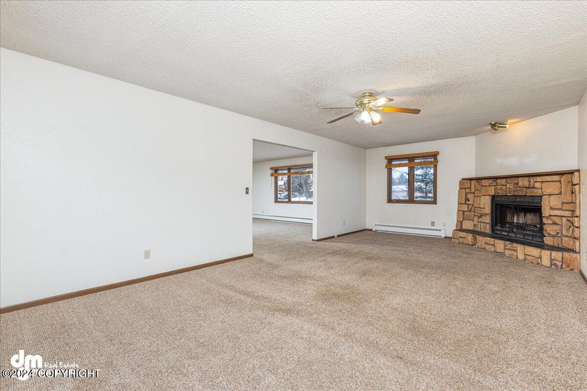 3441 Evergreen Street