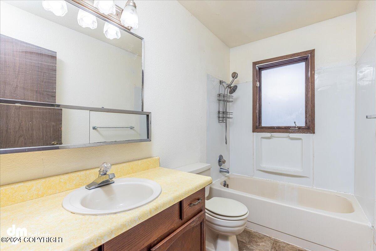 3441 Evergreen Street