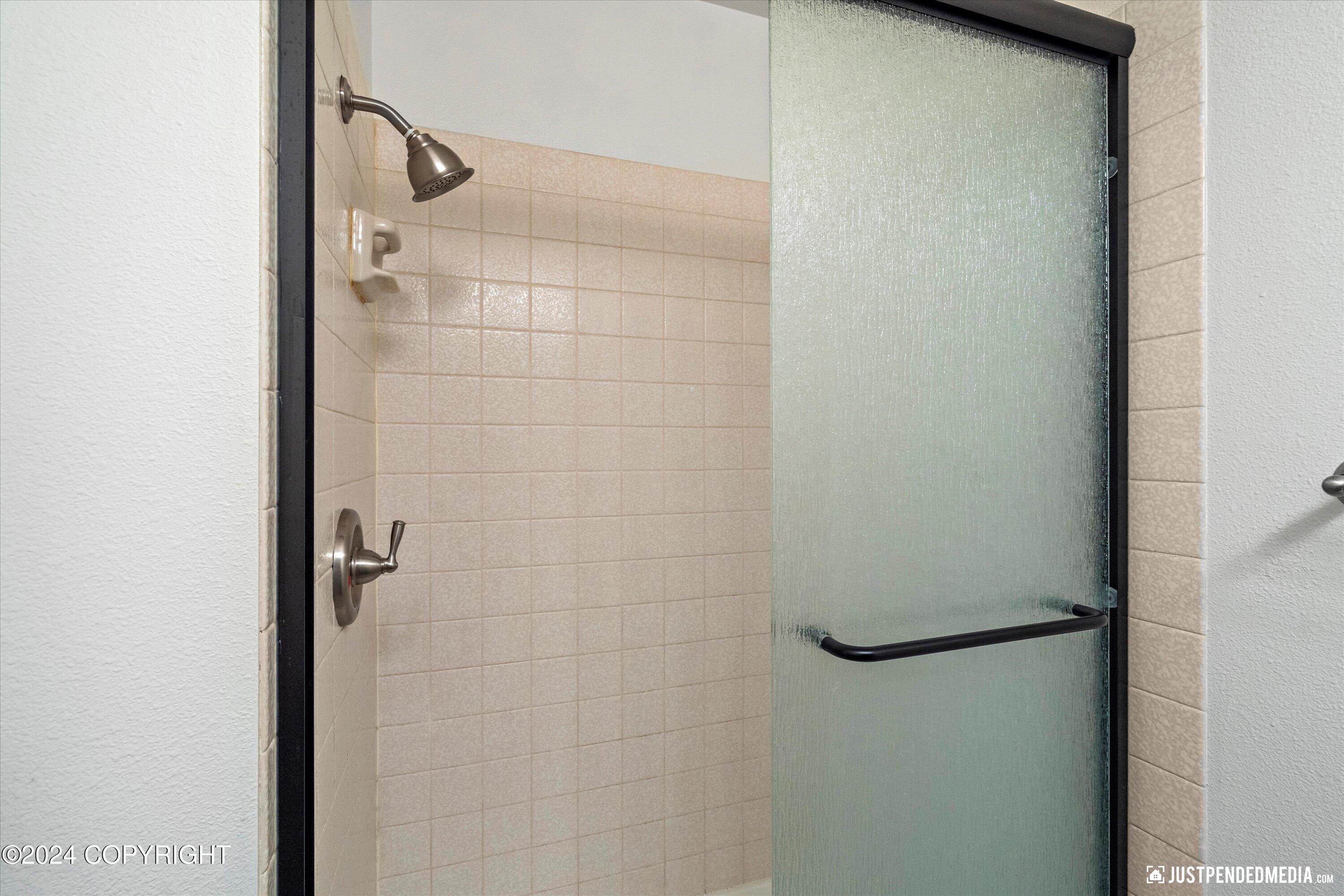 7250 Huntsmen Circle # B