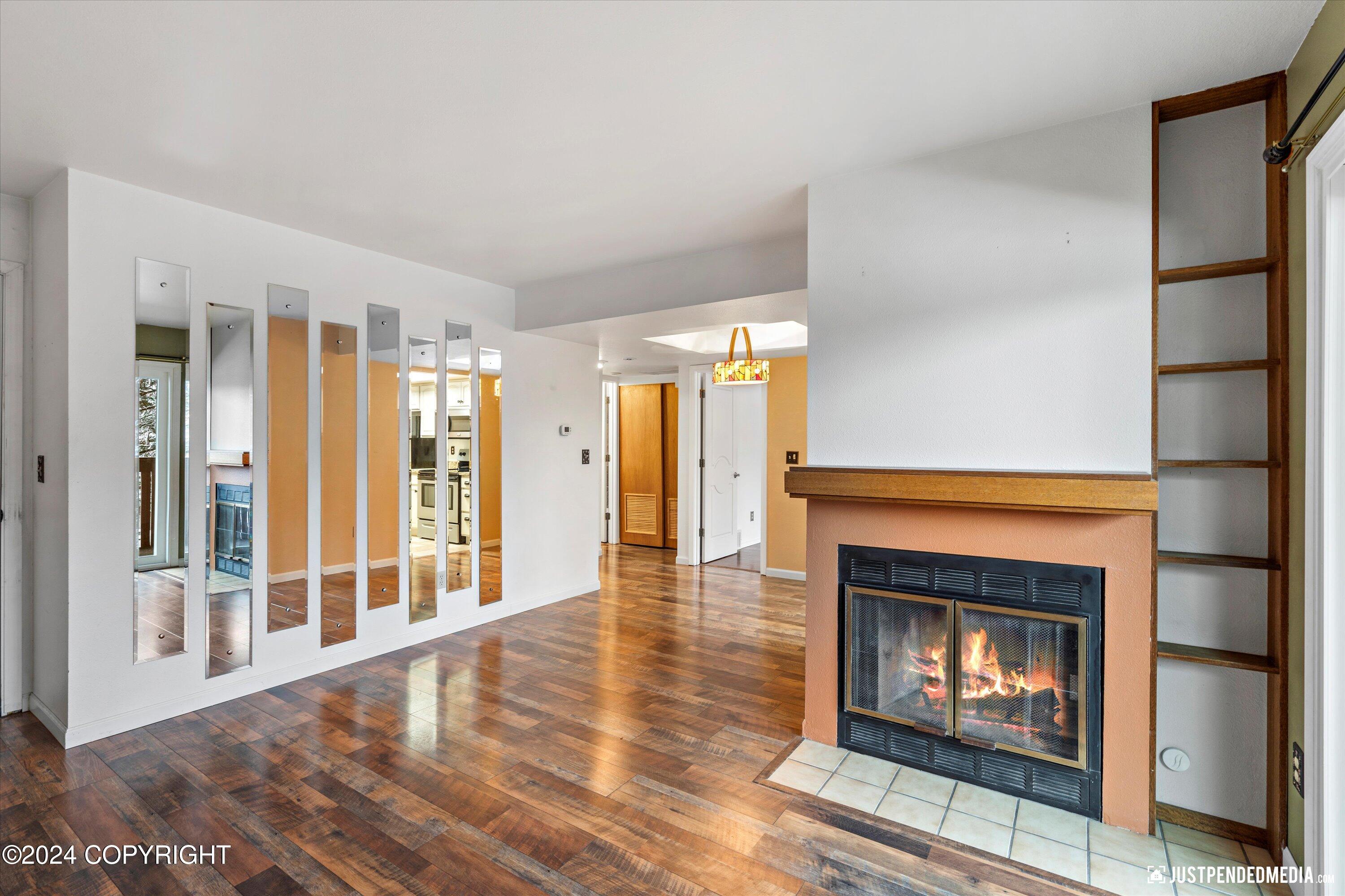 7250 Huntsmen Circle # B