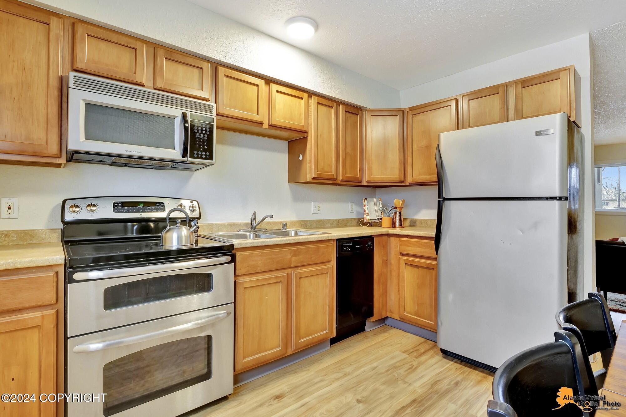 501 E 13th Avenue # 16 Unit: #16