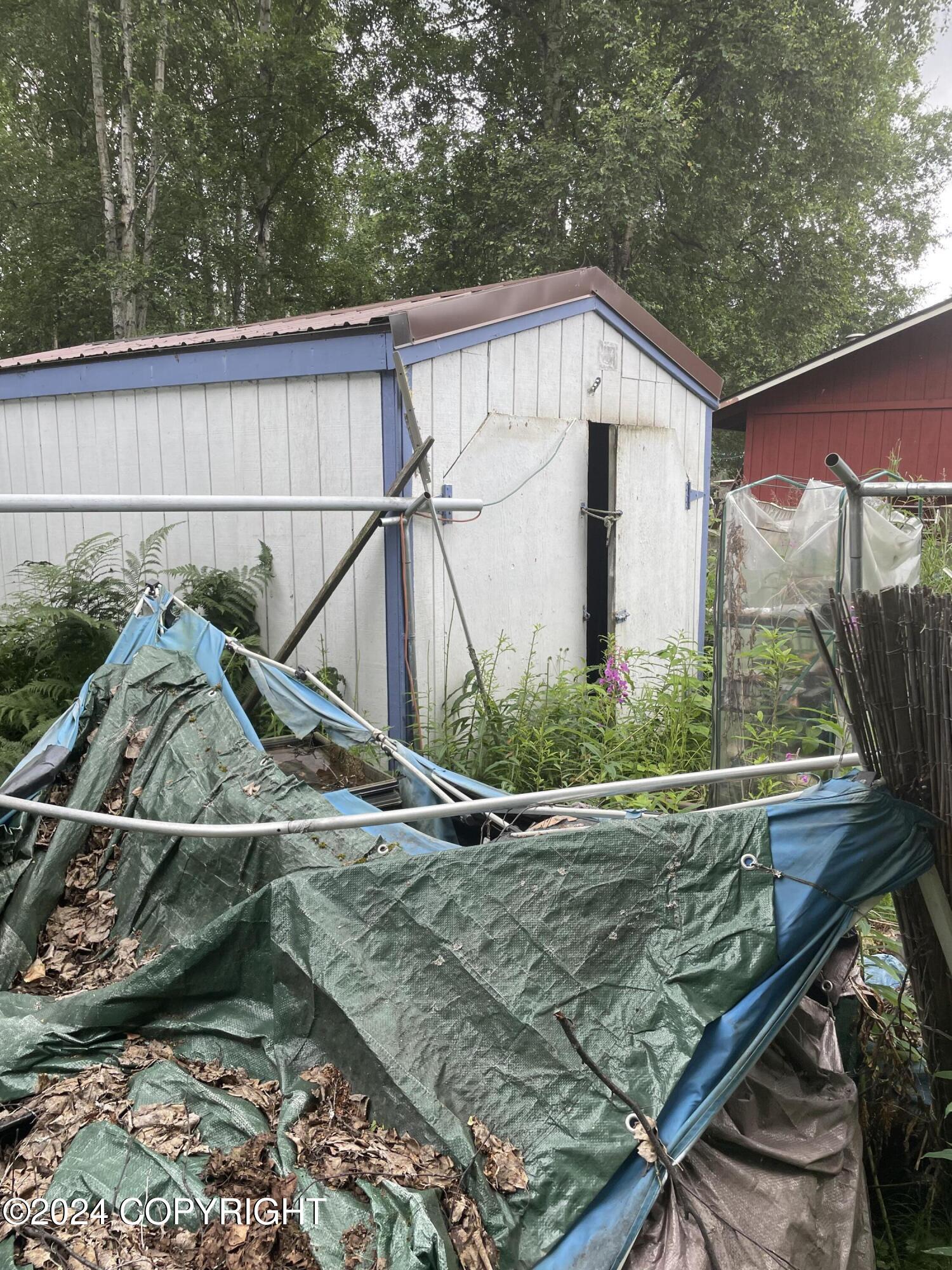 16530 Eleonora Street