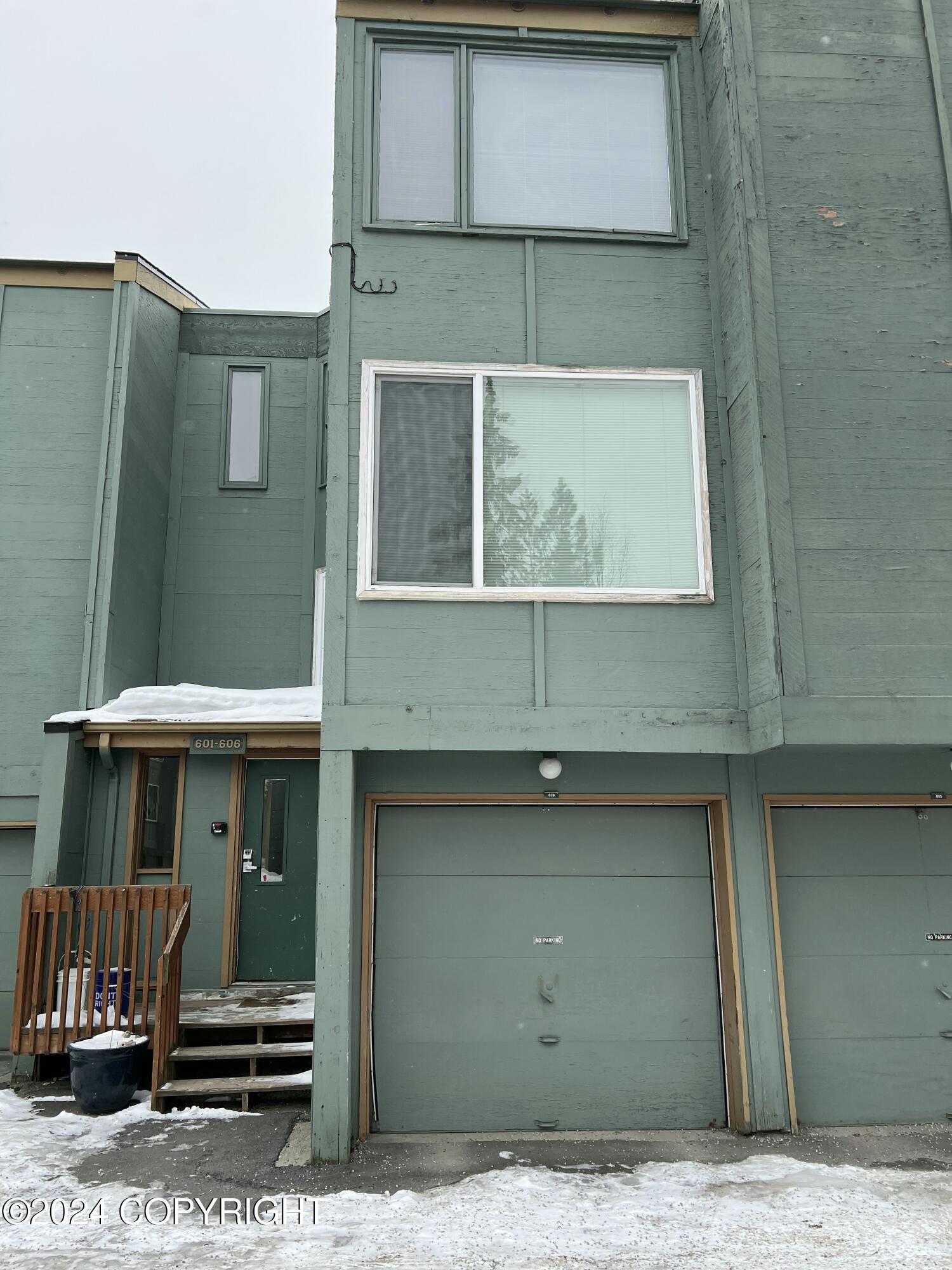 602 Copperbush Court # 602