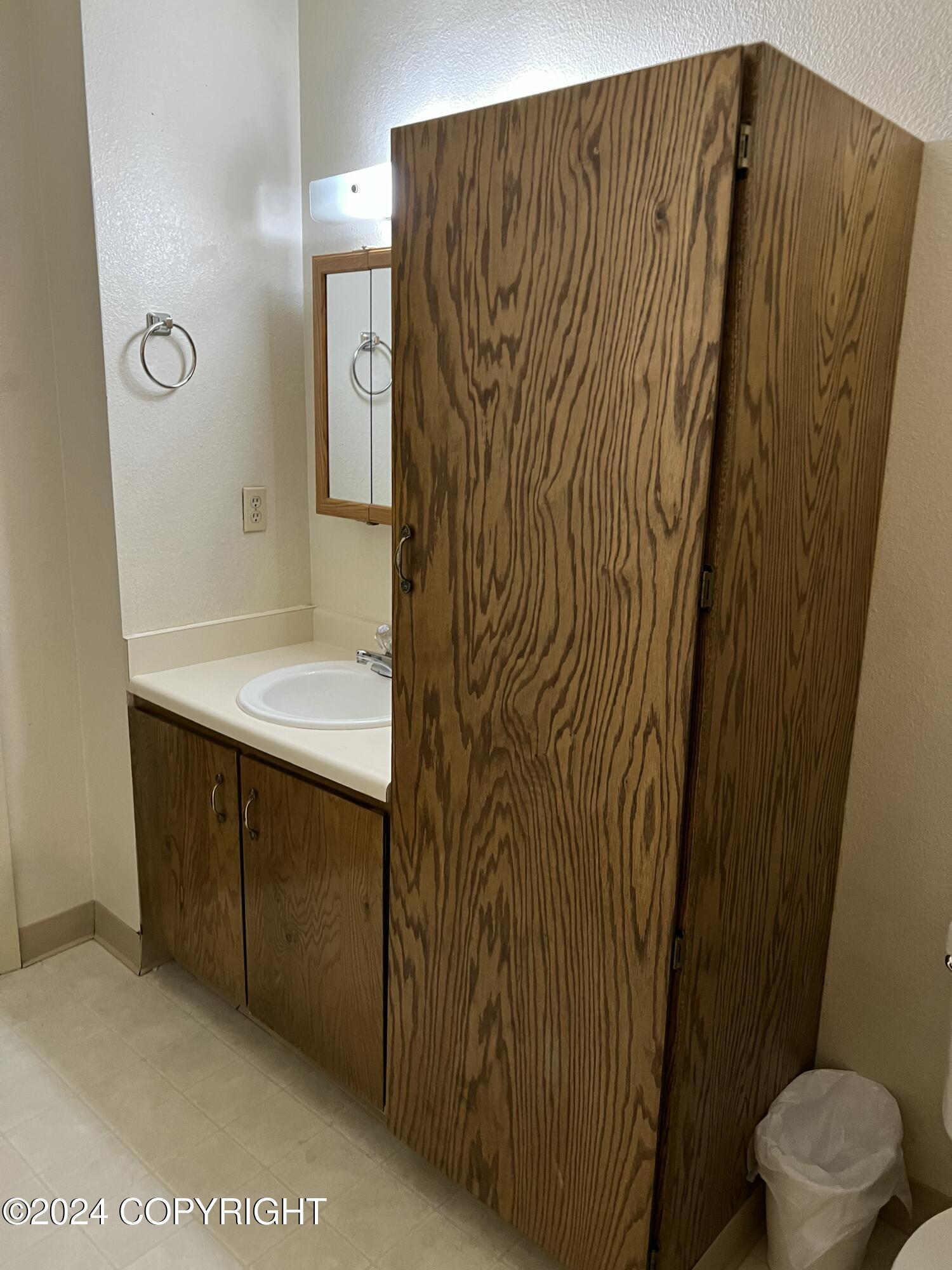 602 Copperbush Court # 602