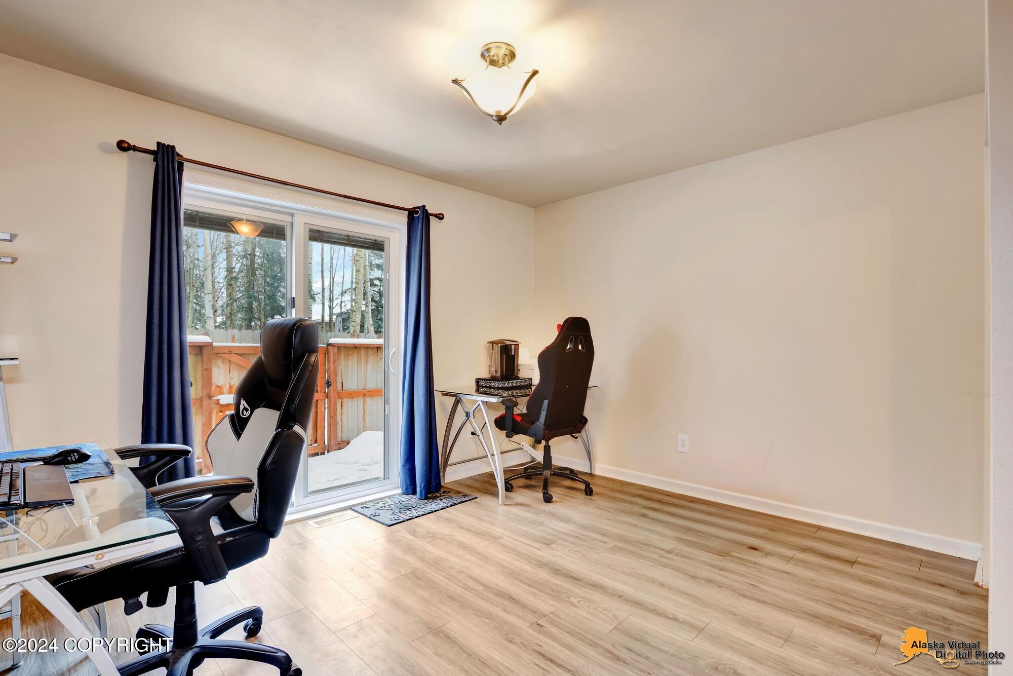 8537 Cross Pointe Loop