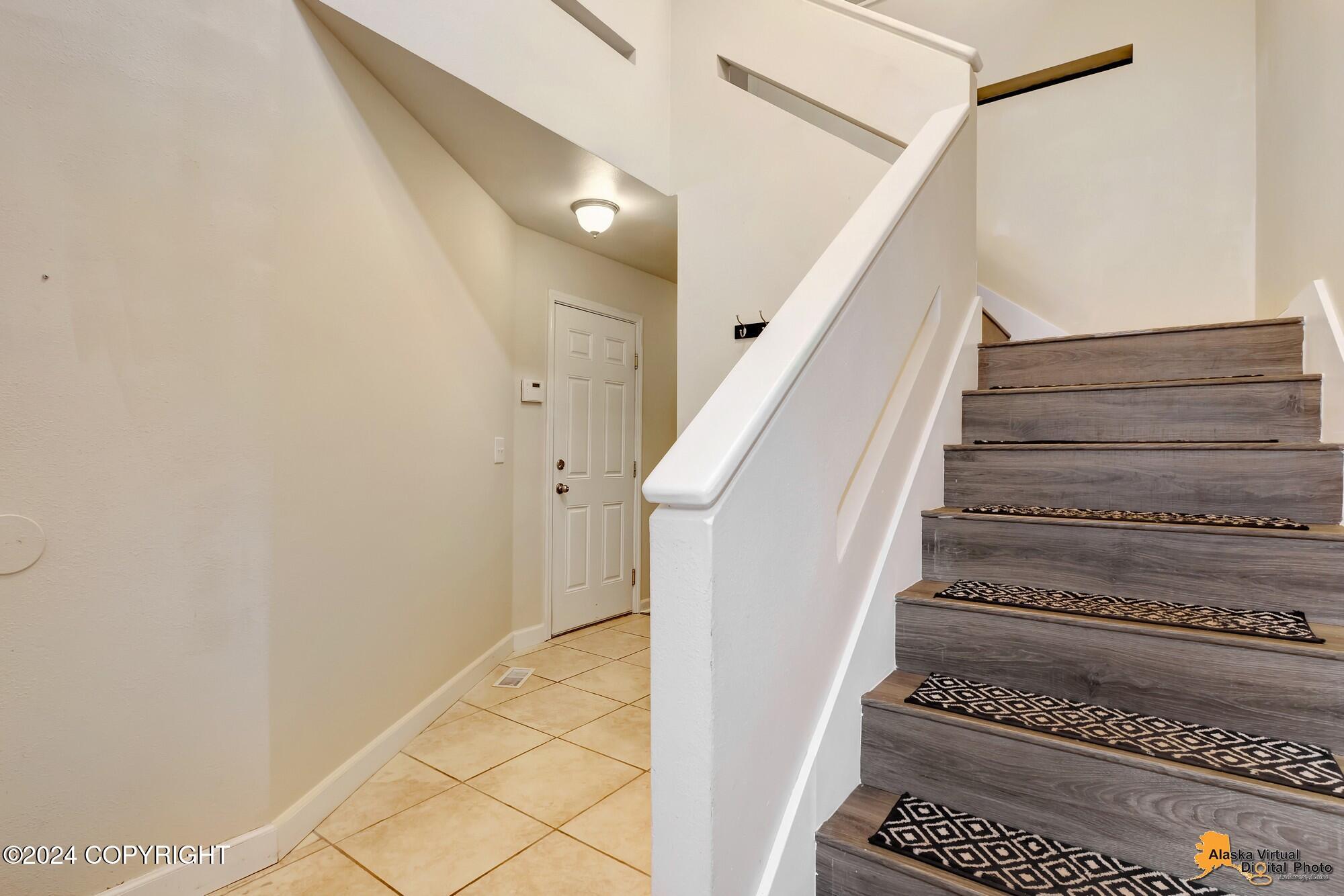 8537 Cross Pointe Loop