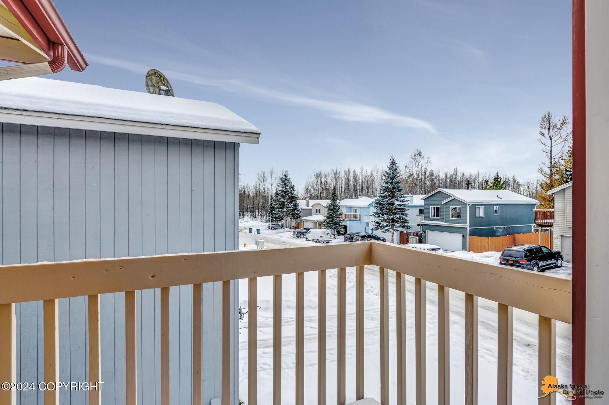 8537 Cross Pointe Loop