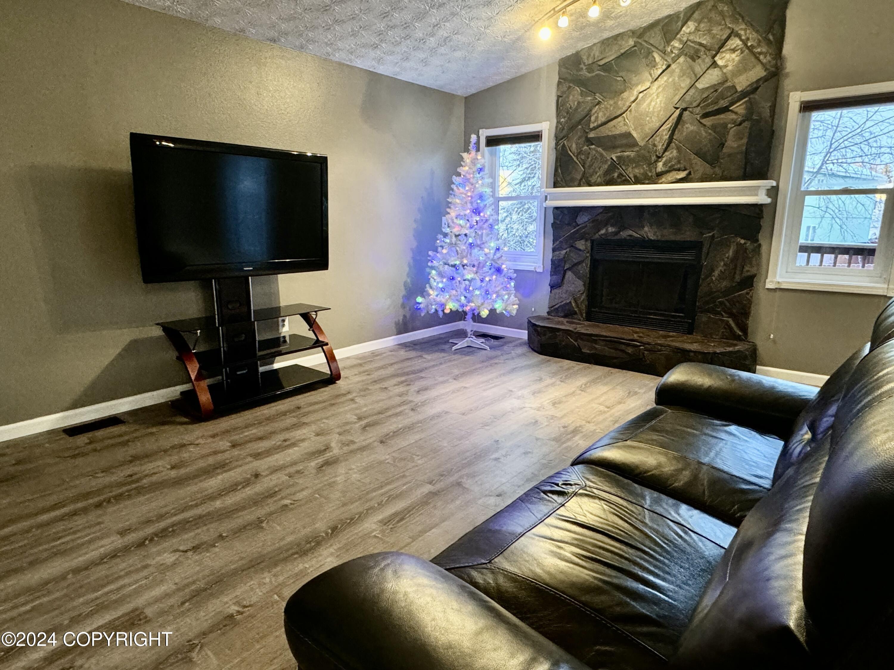 8017 Country Woods Drive