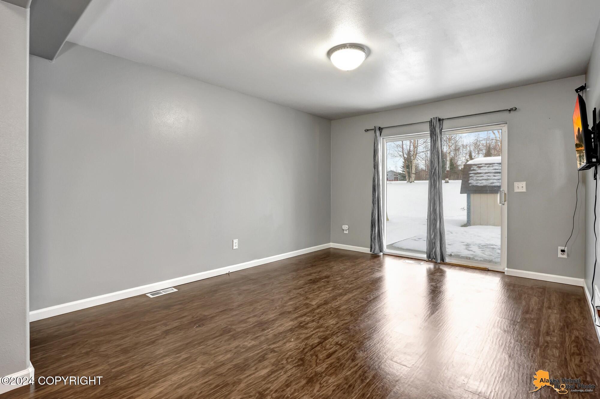 3919 Sycamore Loop