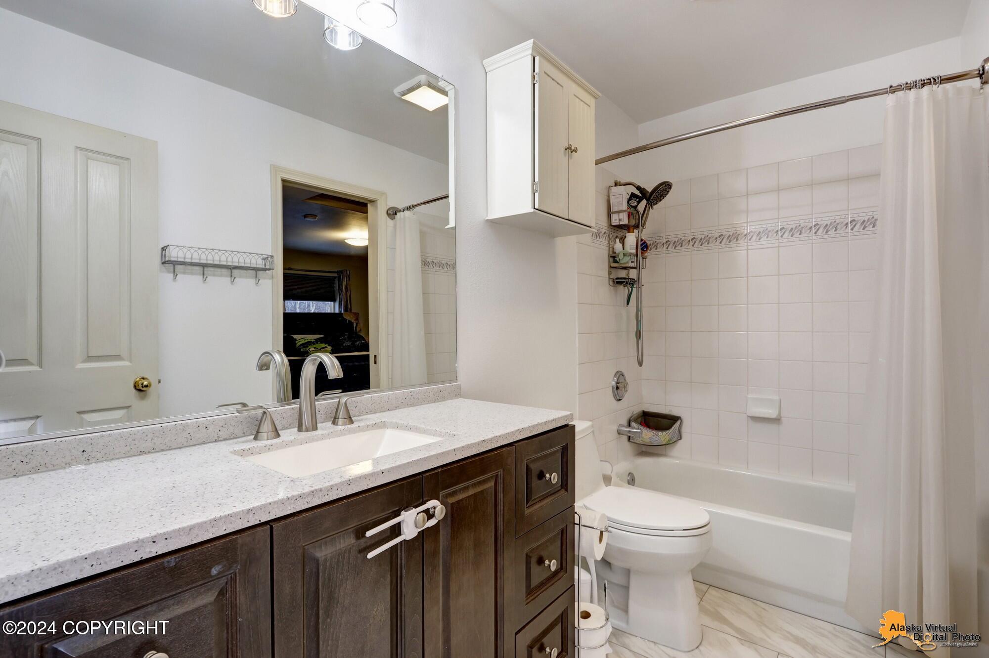 3919 Sycamore Loop