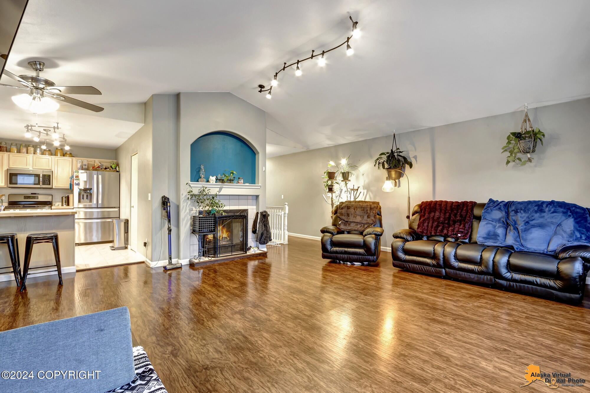 3919 Sycamore Loop