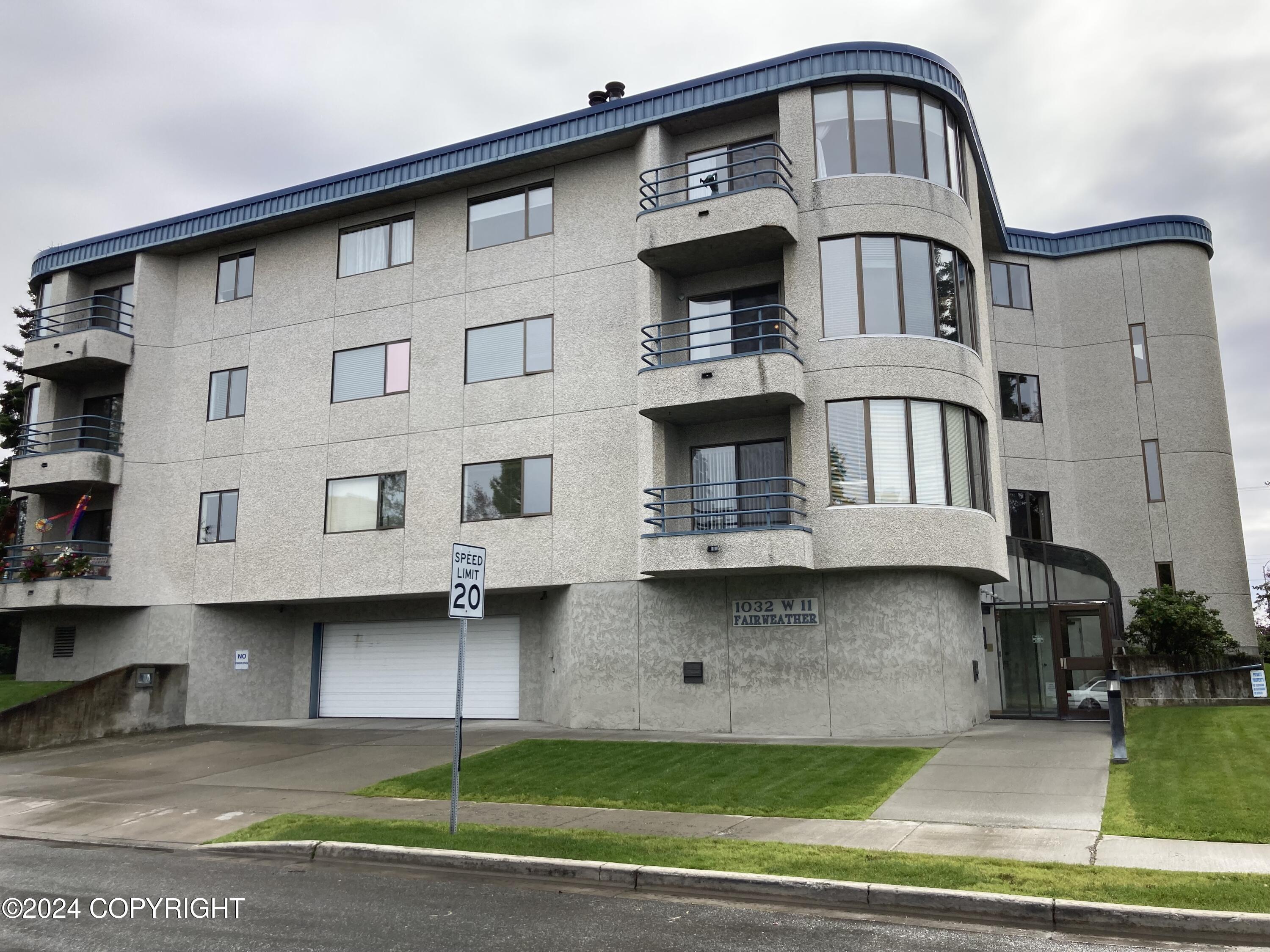 1032 W 11th Avenue # 202 Unit: #202