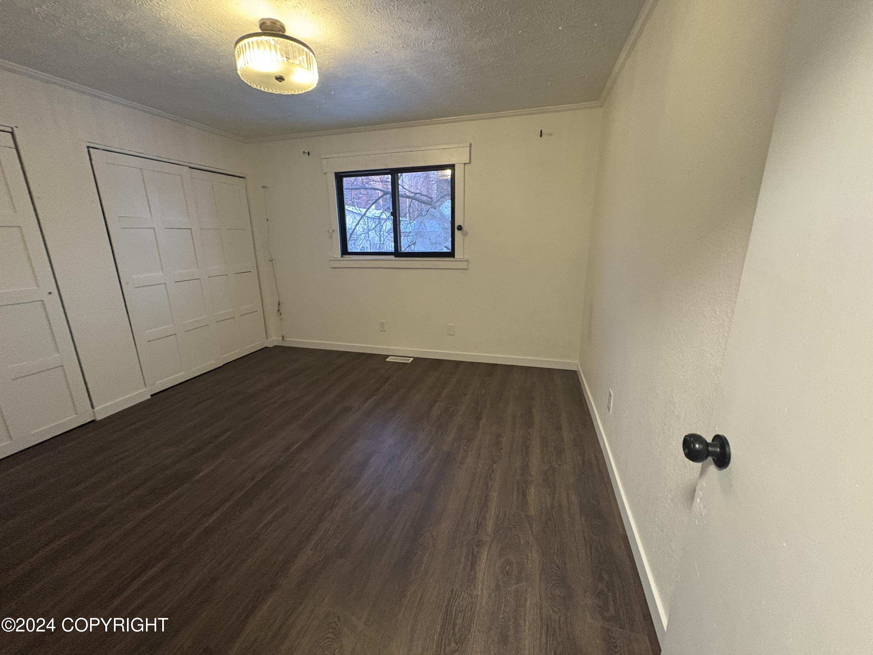 7010 Oakwood Drive