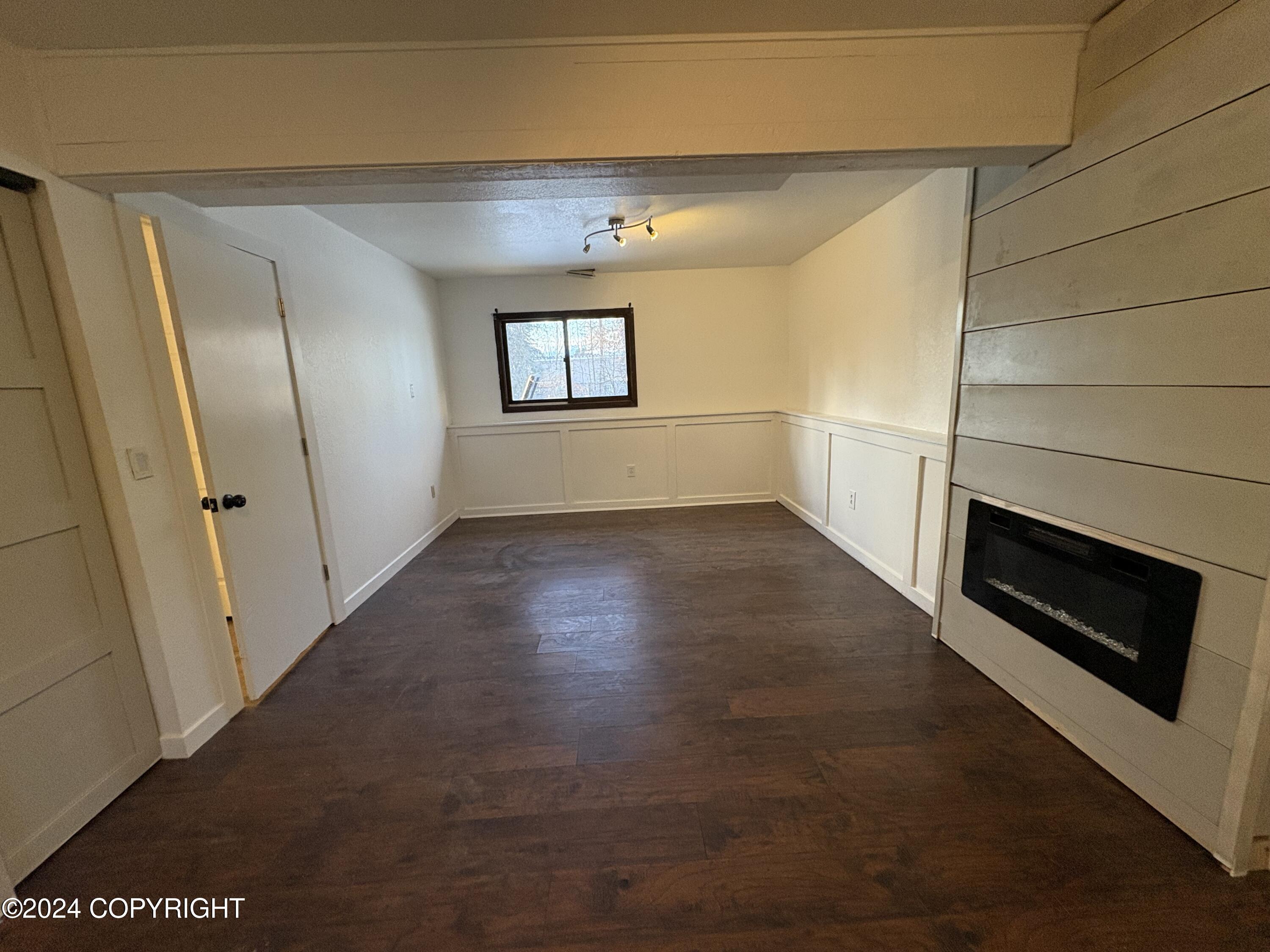 7010 Oakwood Drive