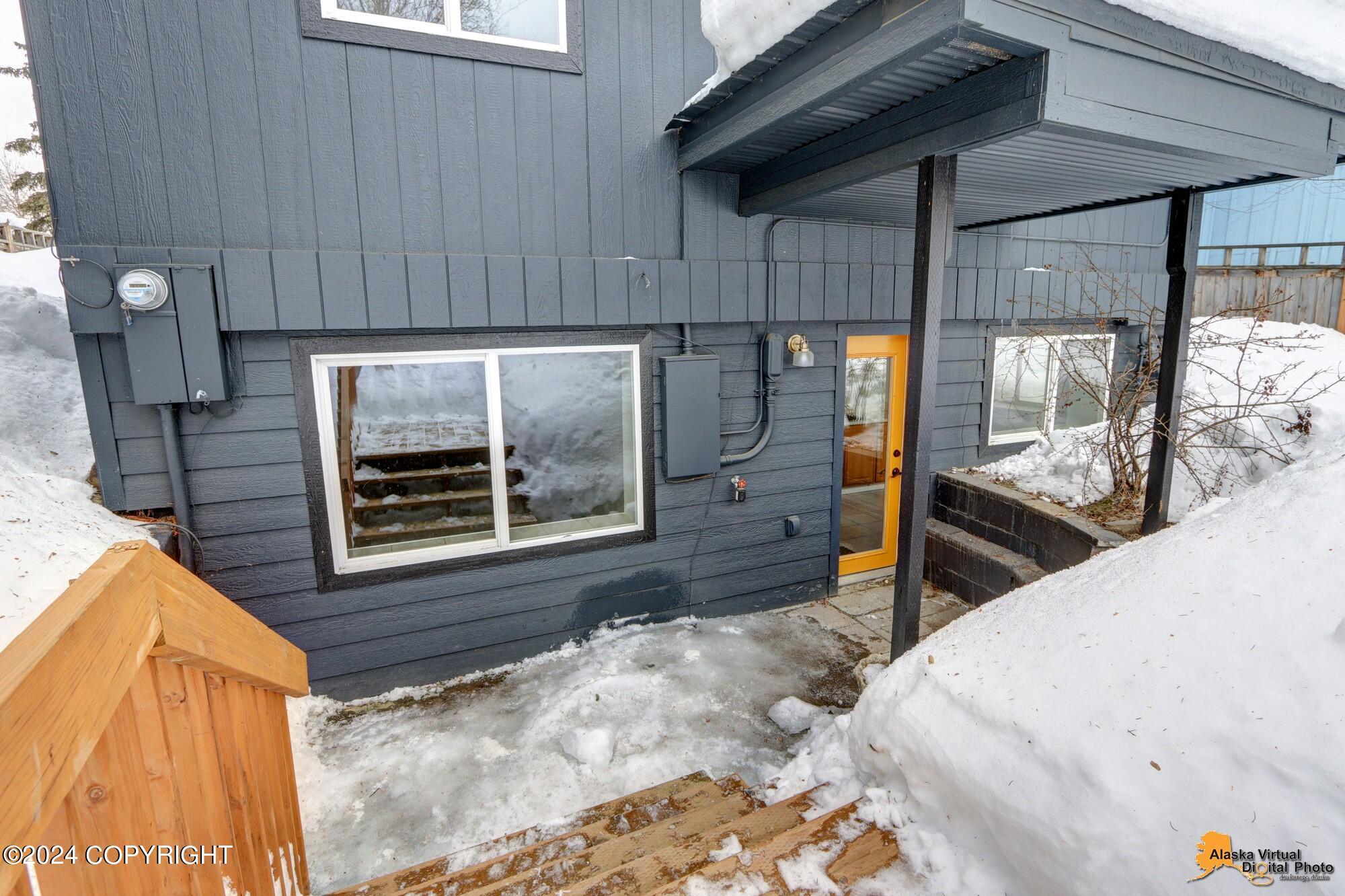 2108 Dawson Street