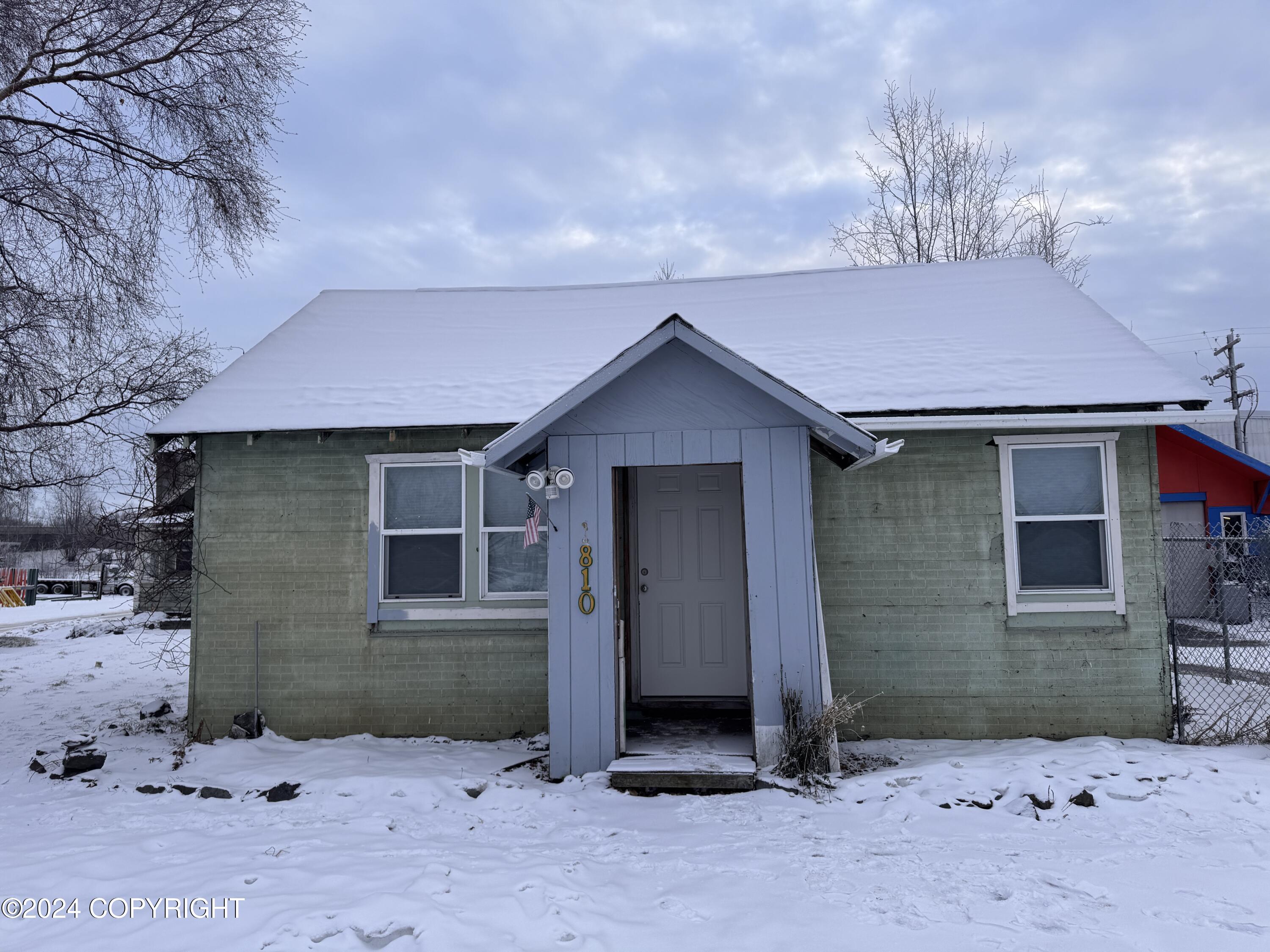 1810 W 46th Avenue