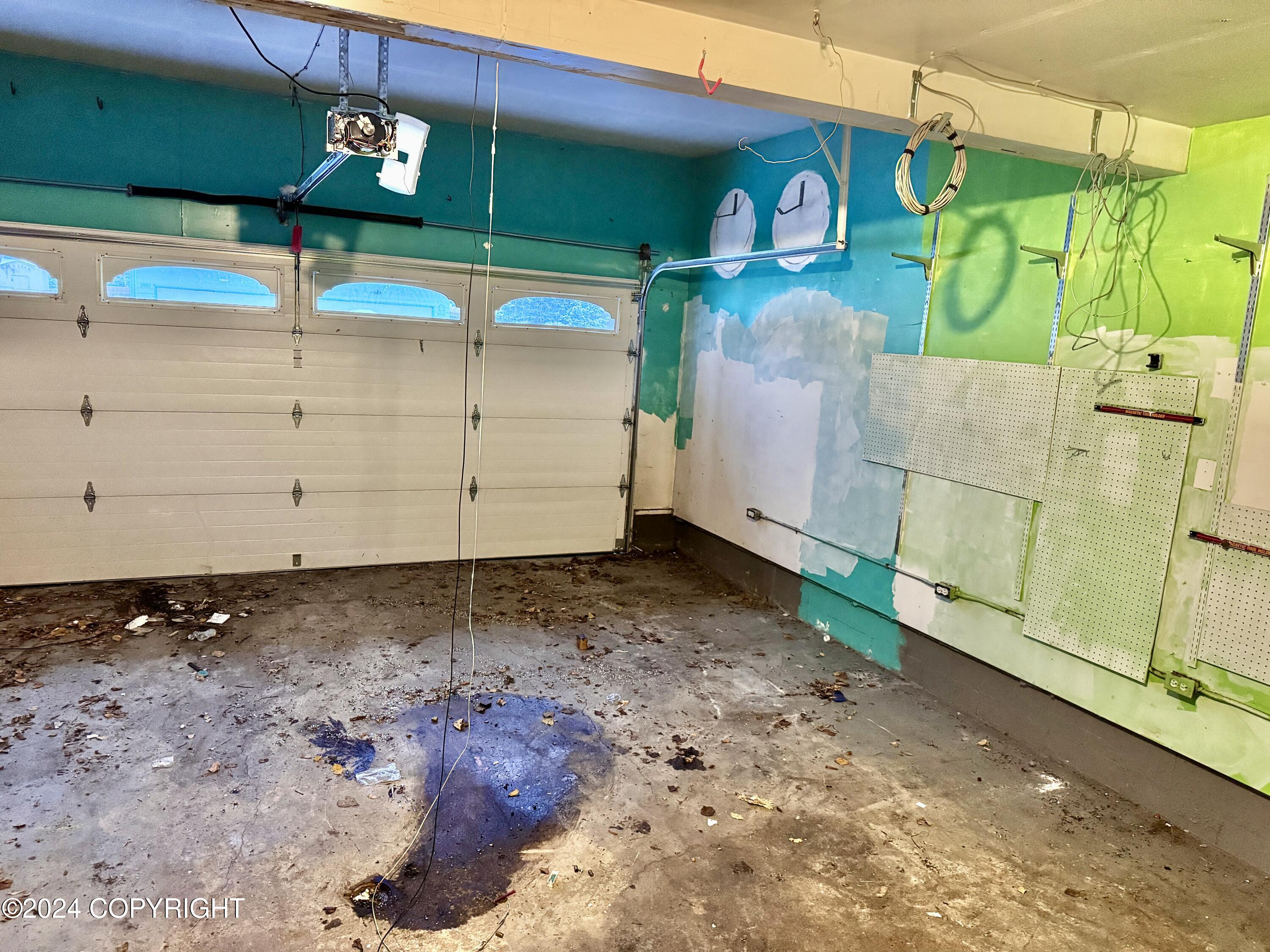 3950 Westland Avenue